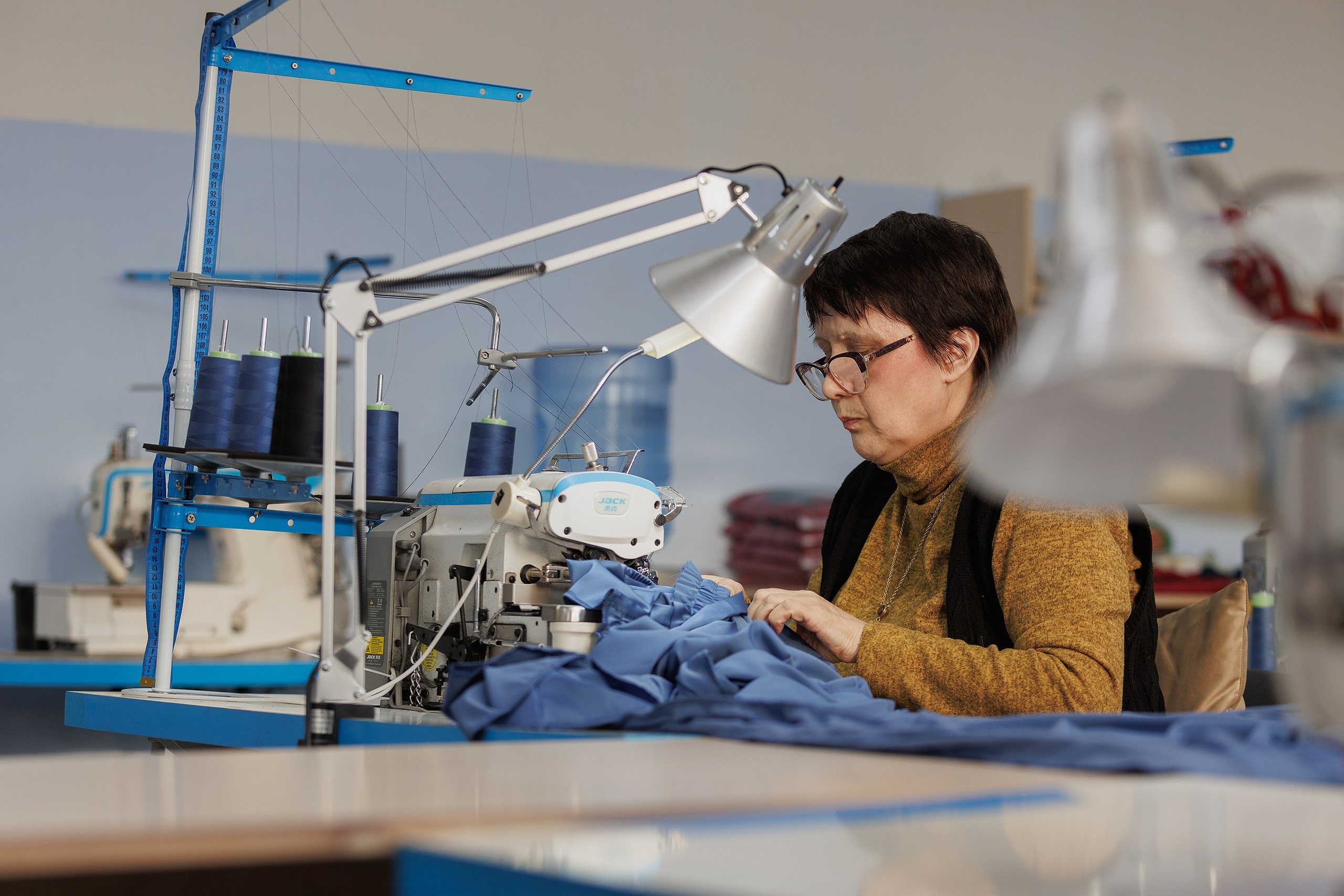 Фотосъемка швейного производства. Профессиональный фотограф в Новосибирске