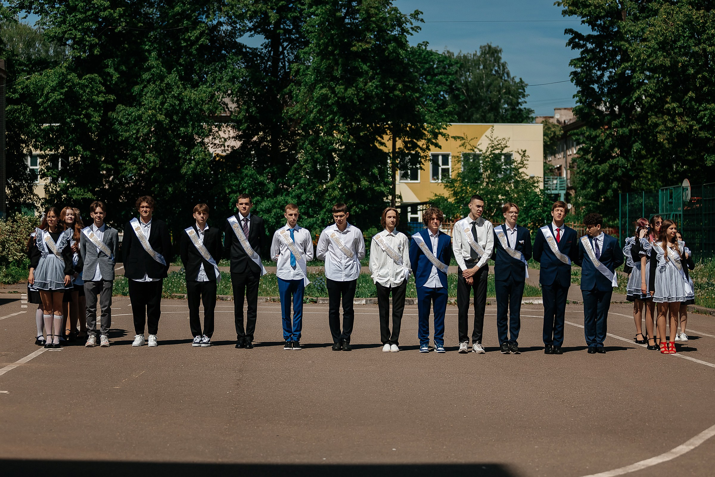 Последний звонок СОШ № 12. Семейный и свадебный фотограф в Москве Леванова Александра