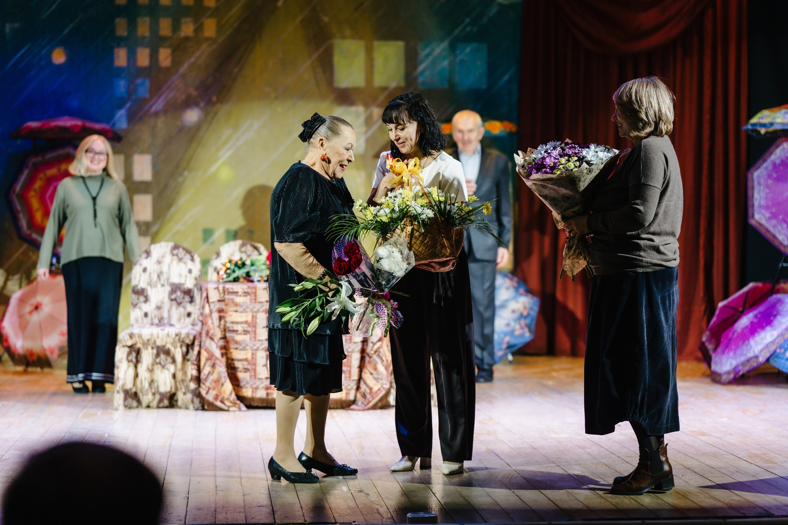 Спектакль «Незамужняя женщина»