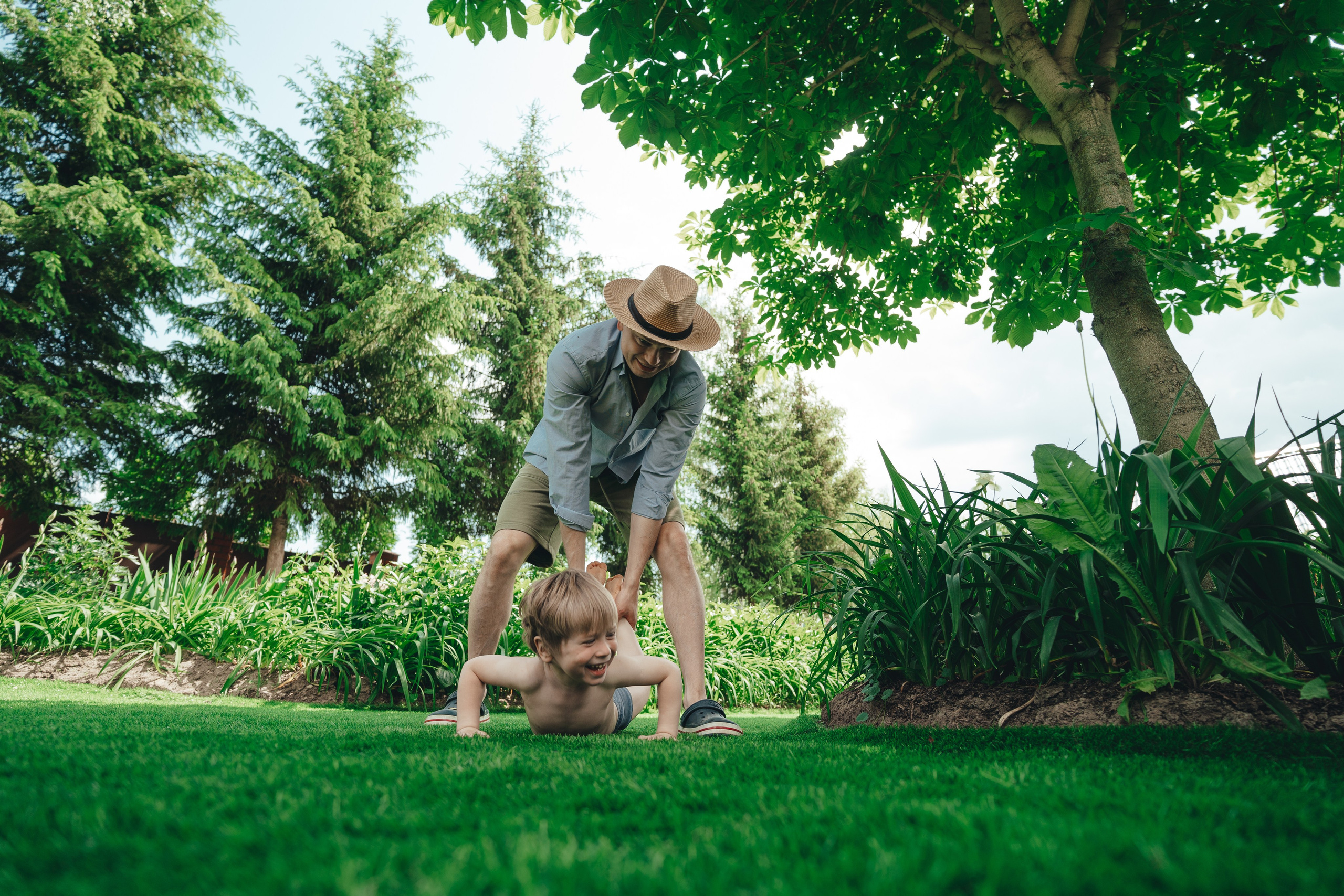 СЫН ВИДИТ В ОТЦЕ ГЕРОЯ, ДОЧЬ — РЫЦАРЯ. Семейный и детский фотограф Анна Бренч