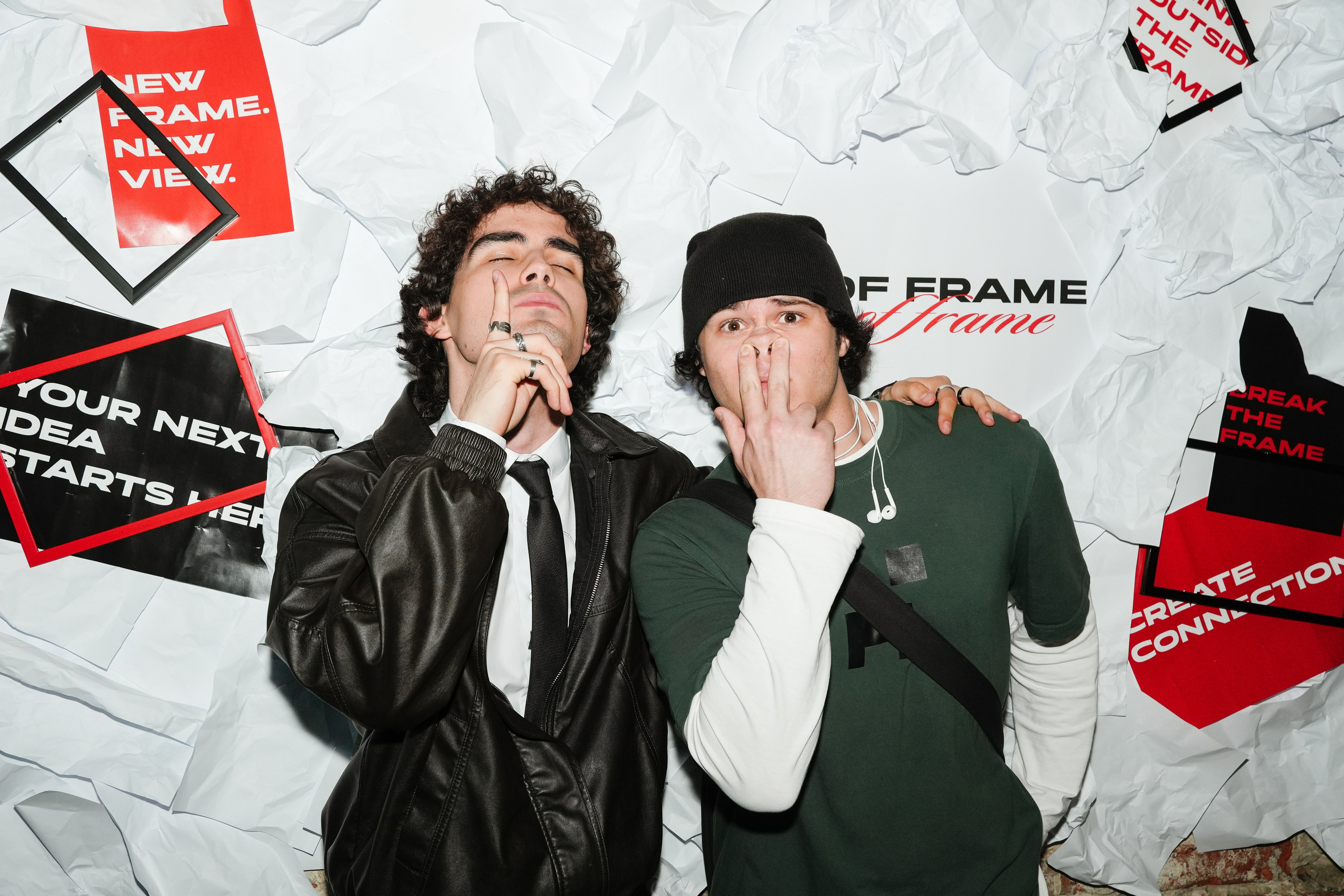«OUT OF FRAME» / 18.06. Репортажный фотограф в Москве Старовойтов Матвей