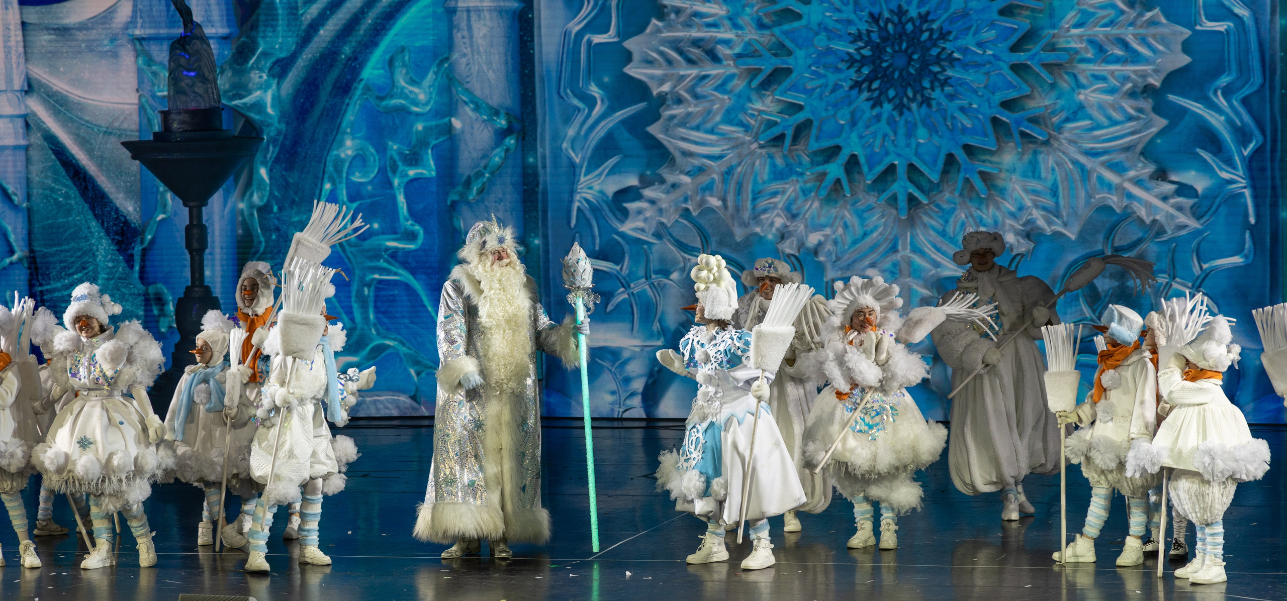 Ёлка телеканала МУЛЬТ в ККТ Космос. Семейный и репортажный фотограф Наташа Давыдова