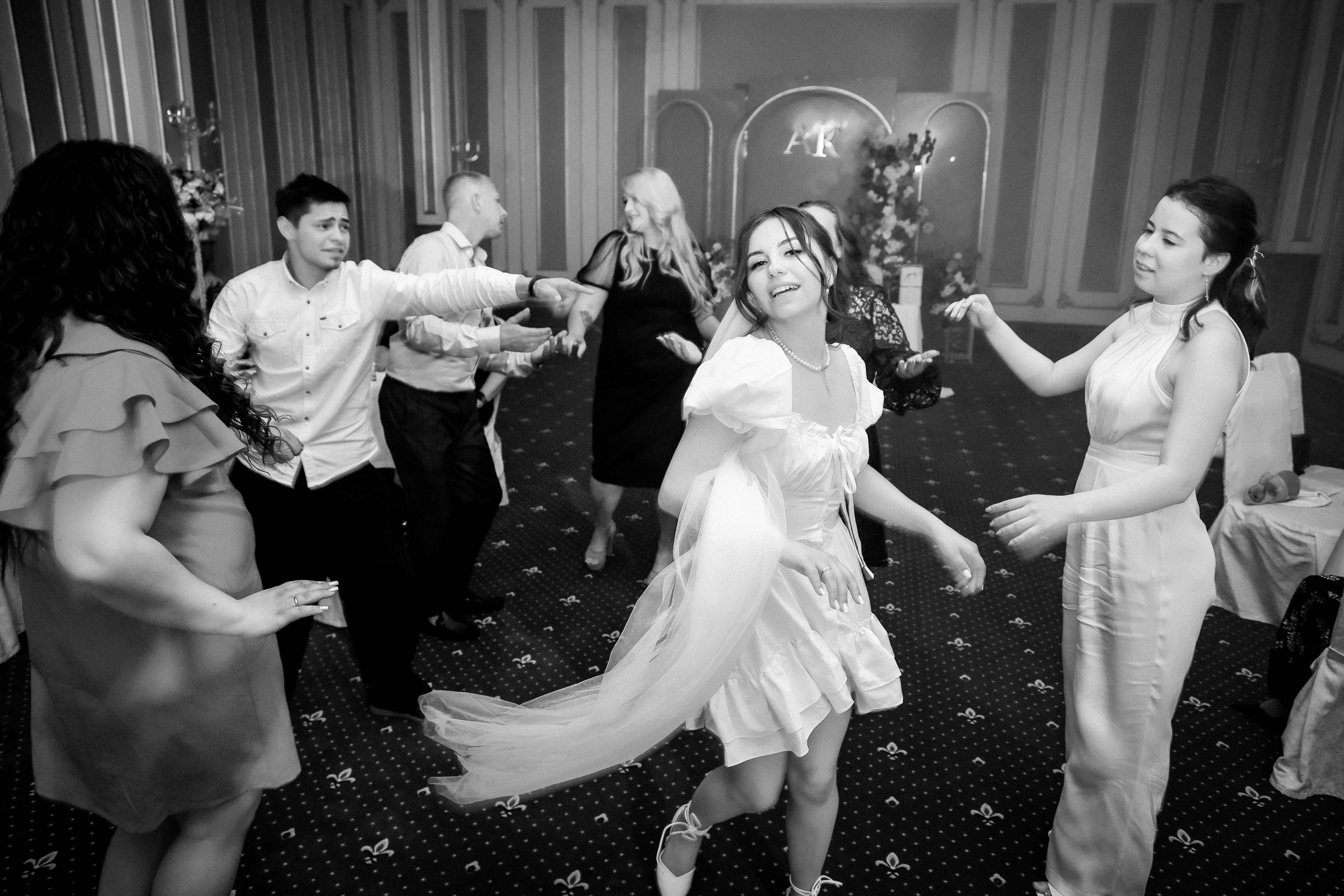 КСЕНИЯ & АНТОН. Свадебный фотограф — видеограф в г. Астрахань Екатерина Юмашева