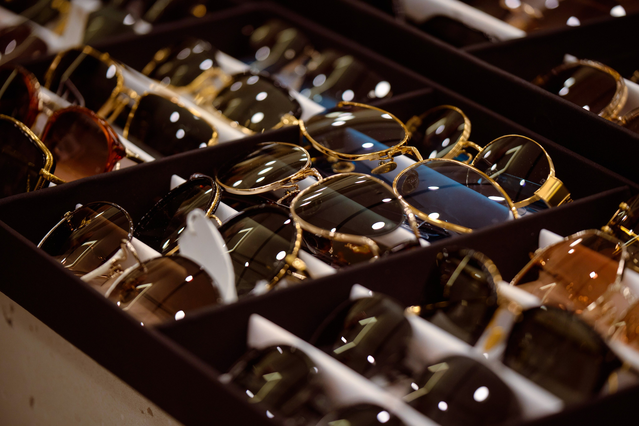 ОПТИК ЦЕНТ. Свадебный фотограф в Екатеринбурге Соседков Евгений