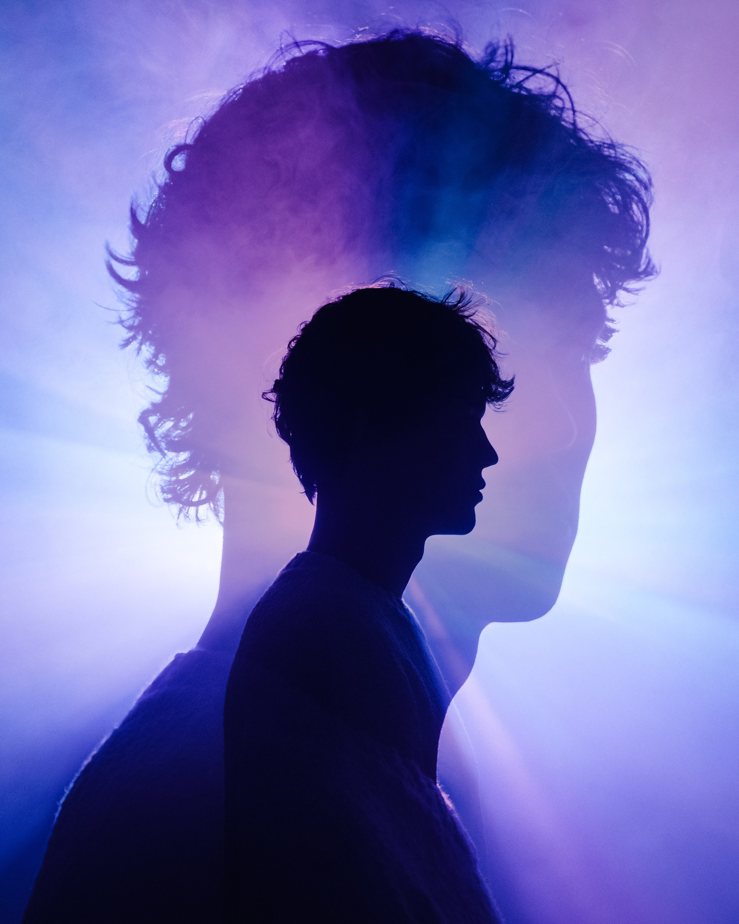 Individuali di ripresa. Fotografo a Mosca con un’atmosfera notturna di foto