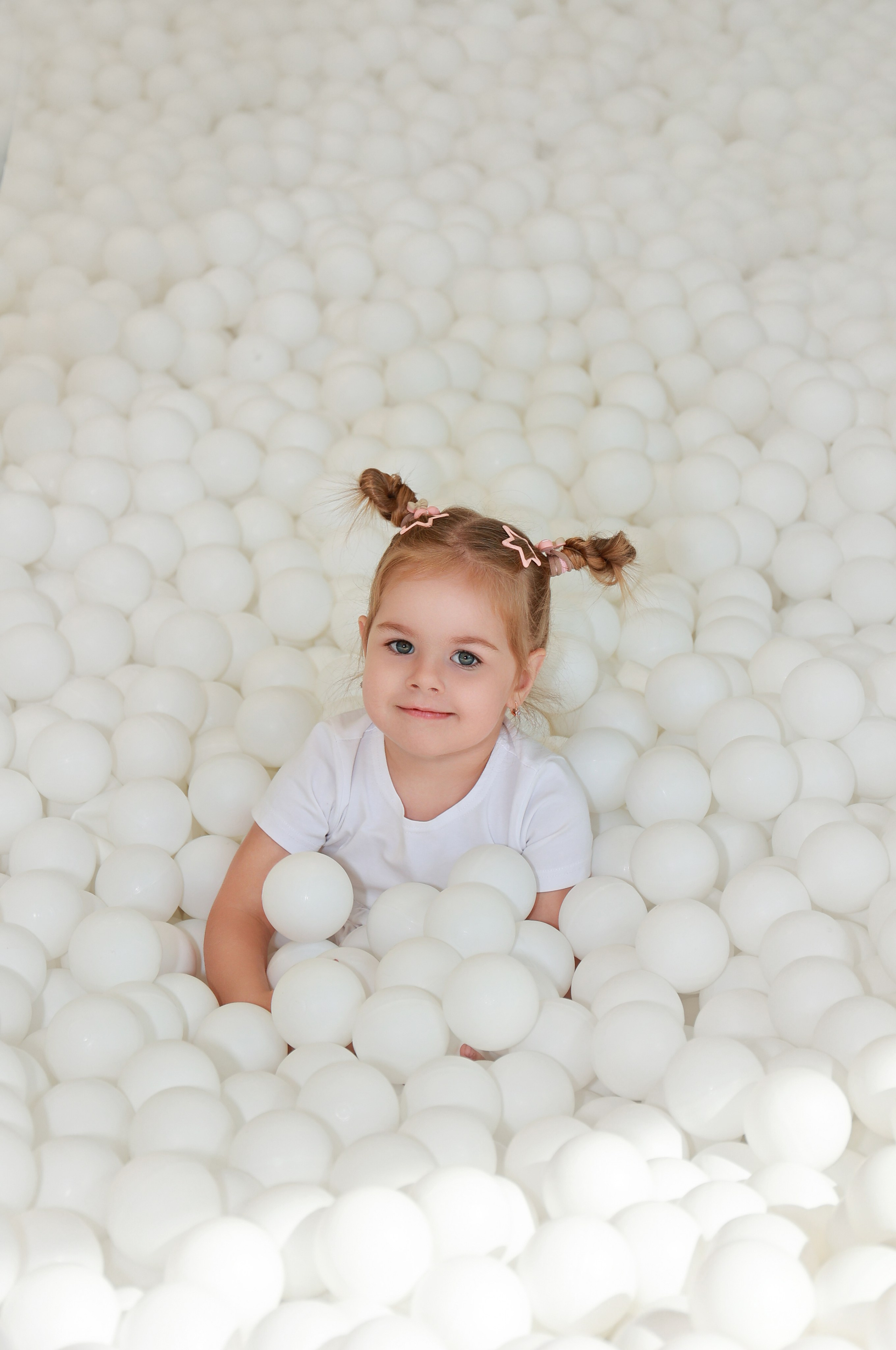Сухой бассейн «Облака». Детский семейный фотограф Краснодар