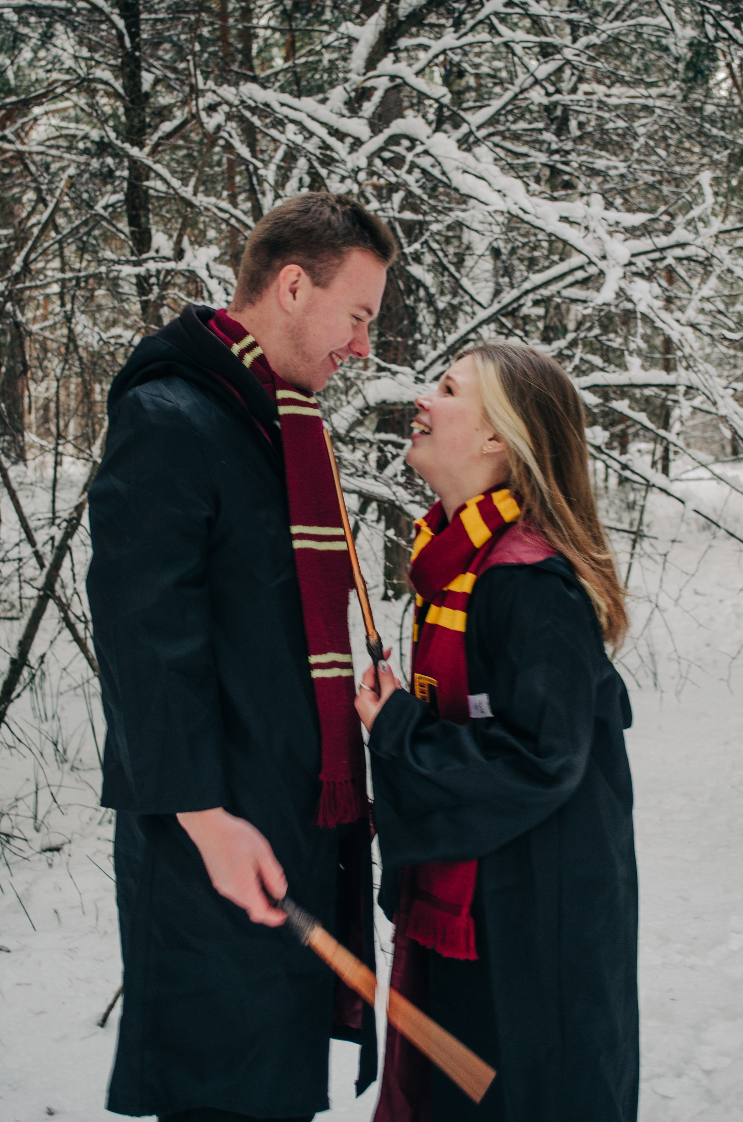 Зимняя история любви в стиле фильма «Гарри Поттер». Денисова Аля — фотограф для парных съемок и индивидуальных историй в Барнауле