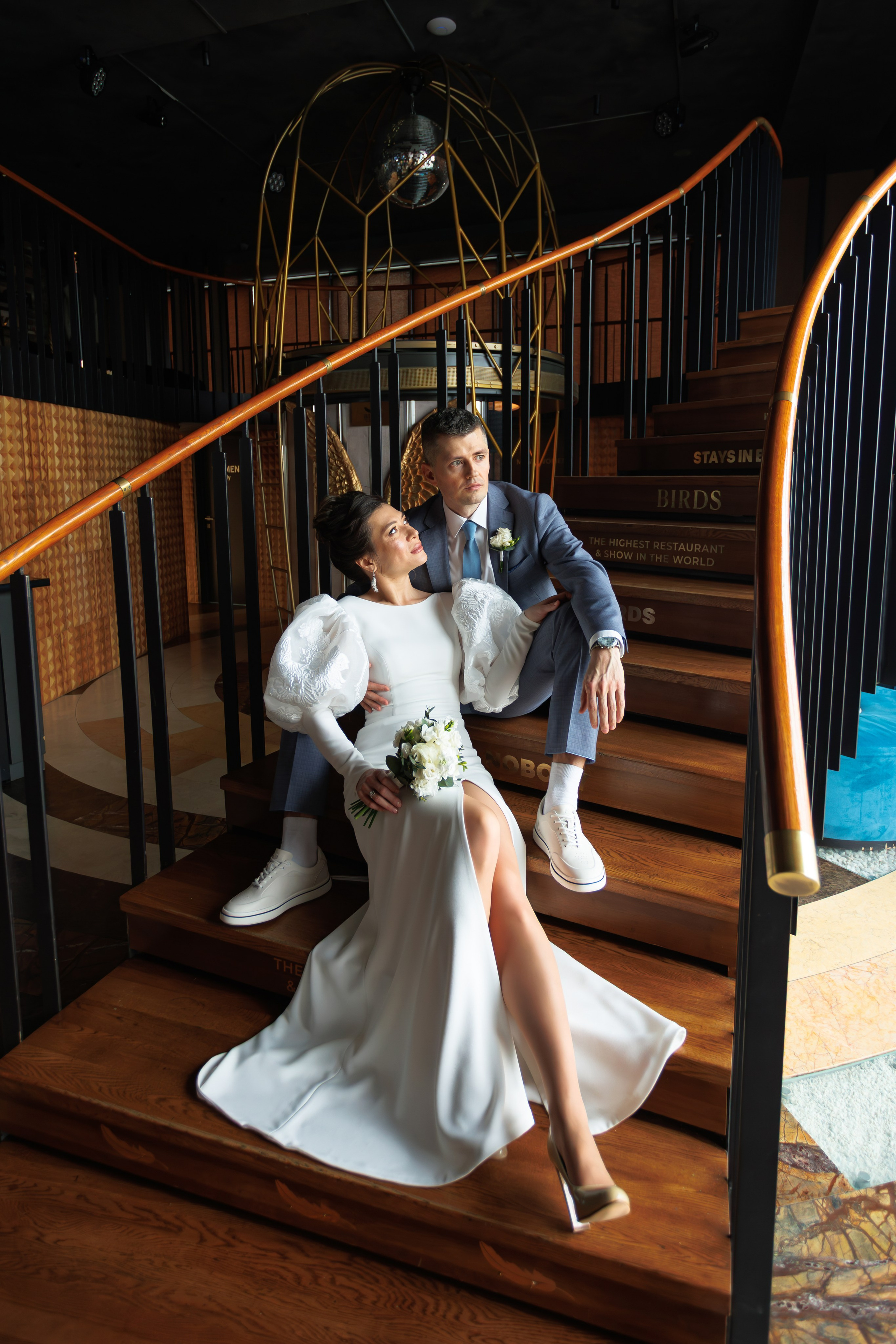 Свадебная фотосессия в библиотеке читальне им Пушкина. Свадебный фотограф Москва и МО Сергей Киржаев