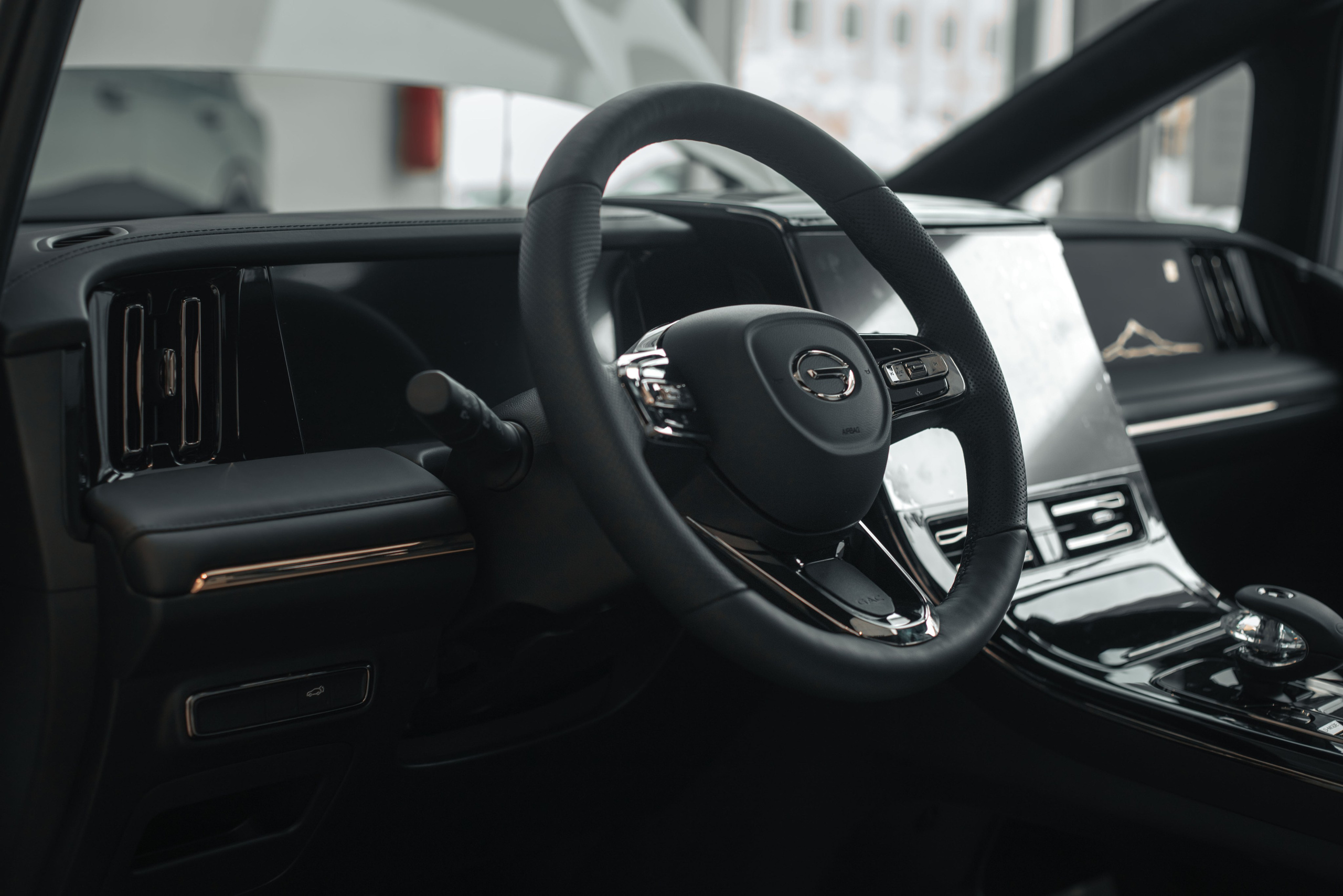 Бизнес съемка для автосалона GAC в городе Ижевск. Бизнес фотограф Ижевск — Назаров Роман