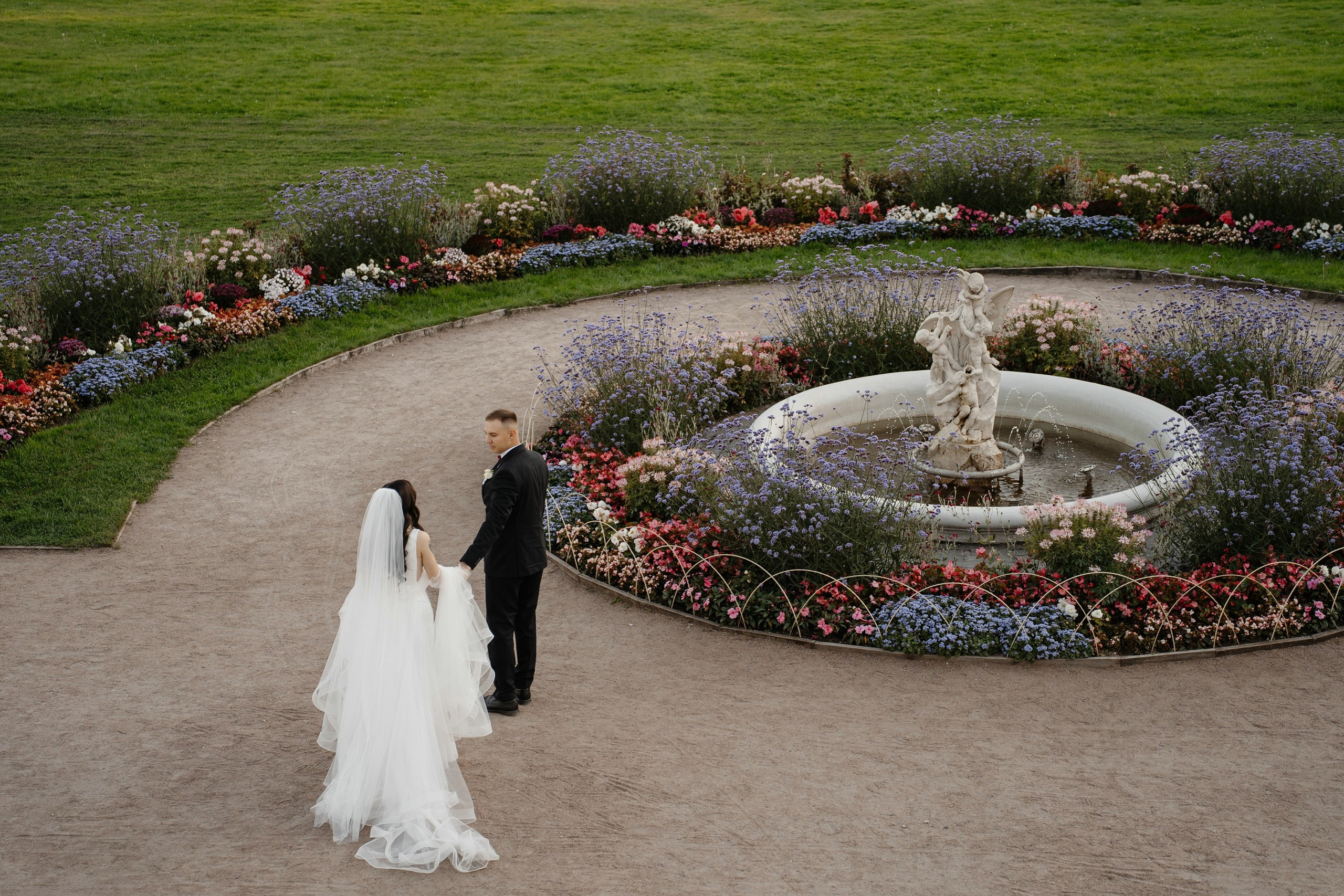 Свадьба в усадьбе Архангельское. Свадебный и семейный фотограф в Москве Светлана Зоткина