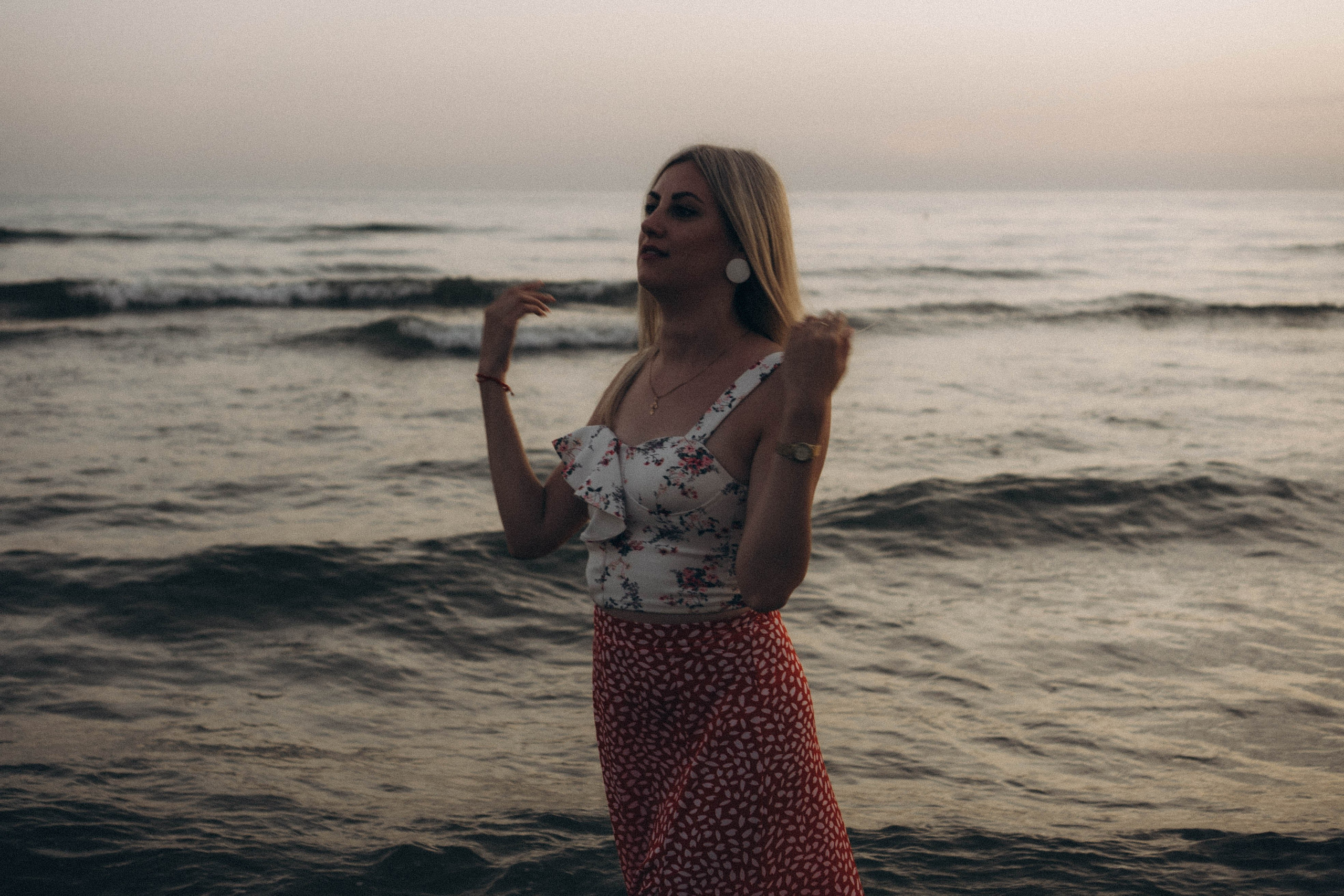 Июльский вечер на берегу черного моря. Профессиональный фотограф, Санкт-Петербург — Виктория Богомолова