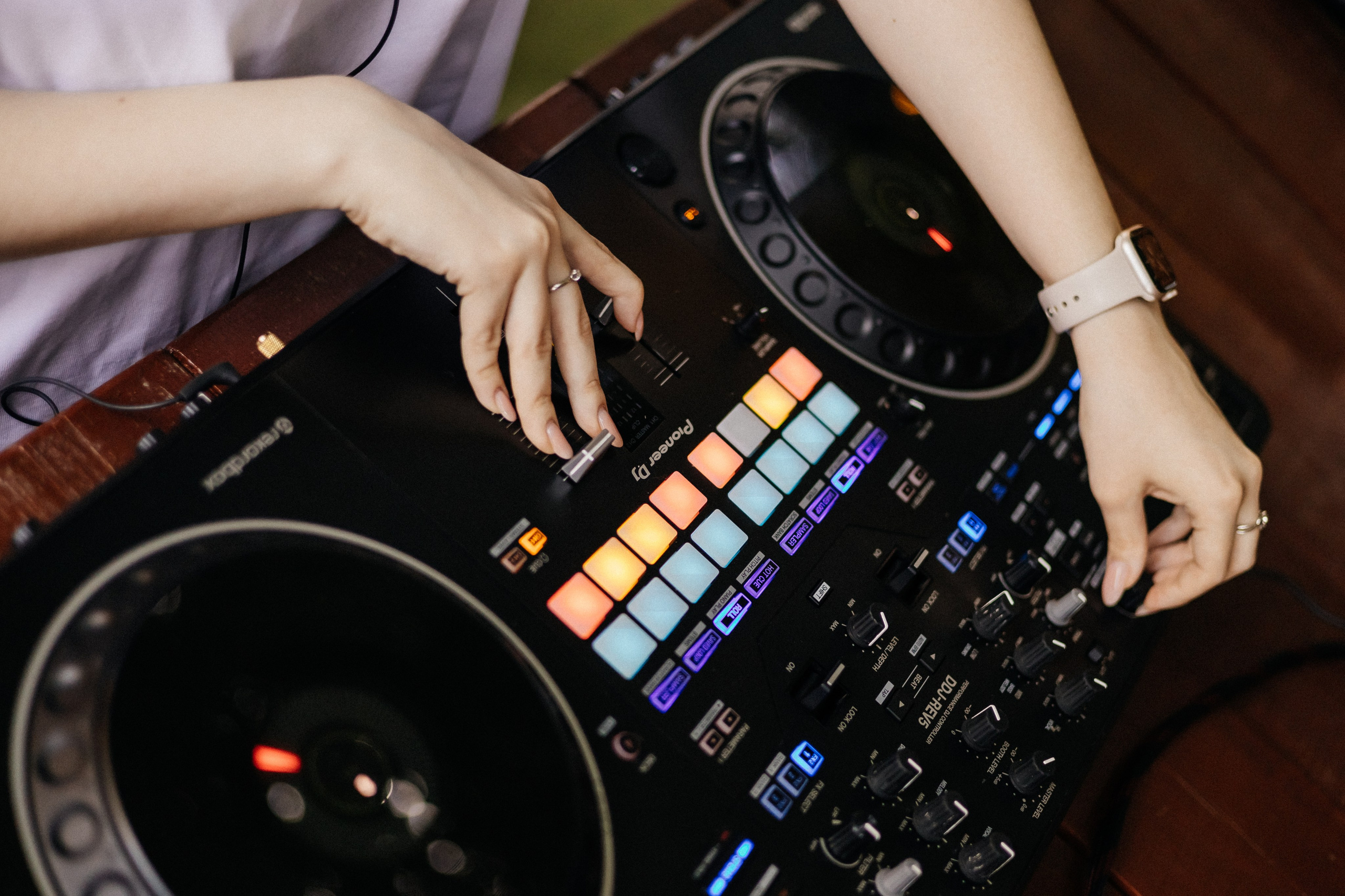 Среда — маленькая пятница| Караоке — бар «Vibe». Фотограф Кемерово | Сергей