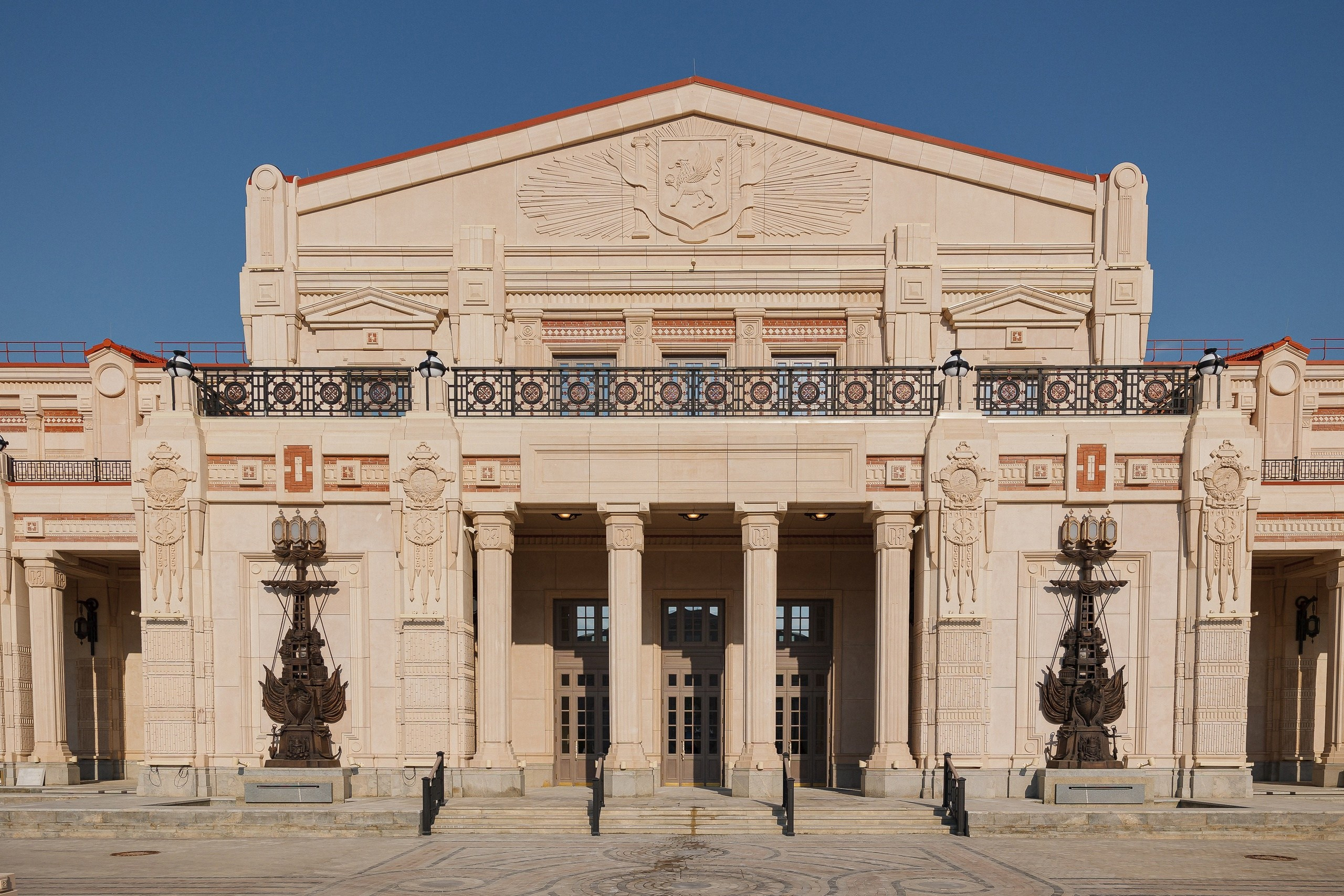 Самые красивые локации города Севастополь. Где пофотографироваться в Севастополе? Локации для фото. 1 место. Первое место. Место. Бывшее мес. Профессиональная фотосъемка в Крыму. Натуральные эмоции и живые кадры. Забронируйте дату прямо сейчас!