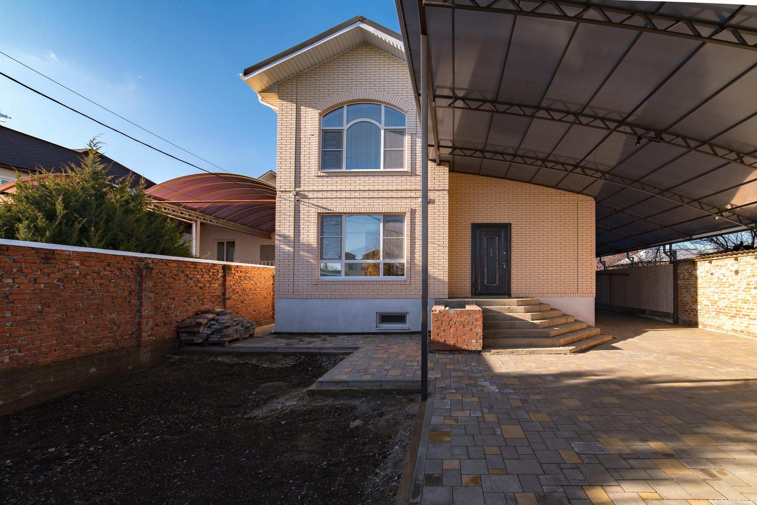 Панфиловцев. Создаю контент для бизнеса- Андрей Корниенко и упаковываю компании и экспертов в Краснодаре