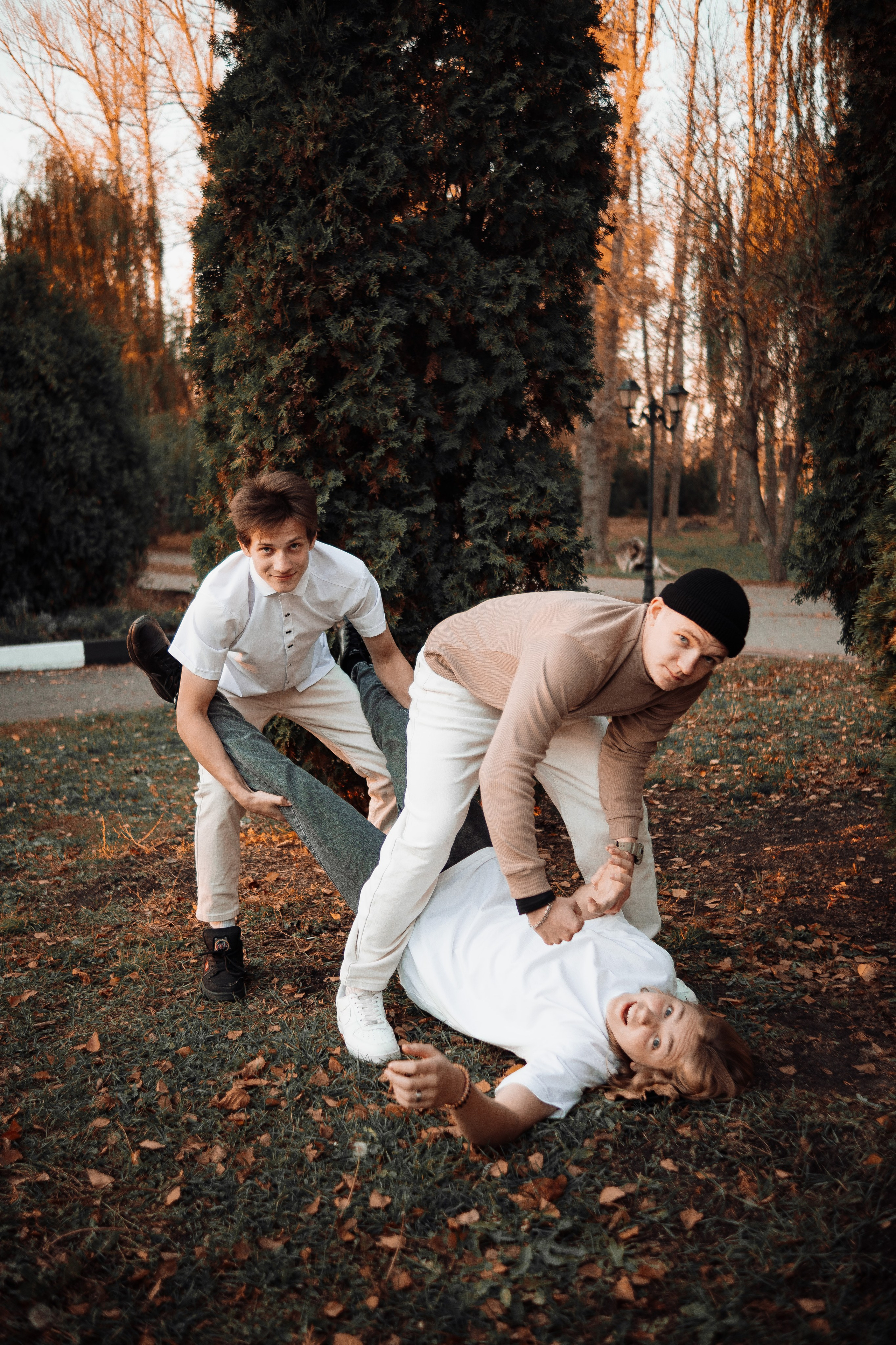 Уличные. Выпускной альбом Воронеж | Студия выпускных альбомов Ностальгия