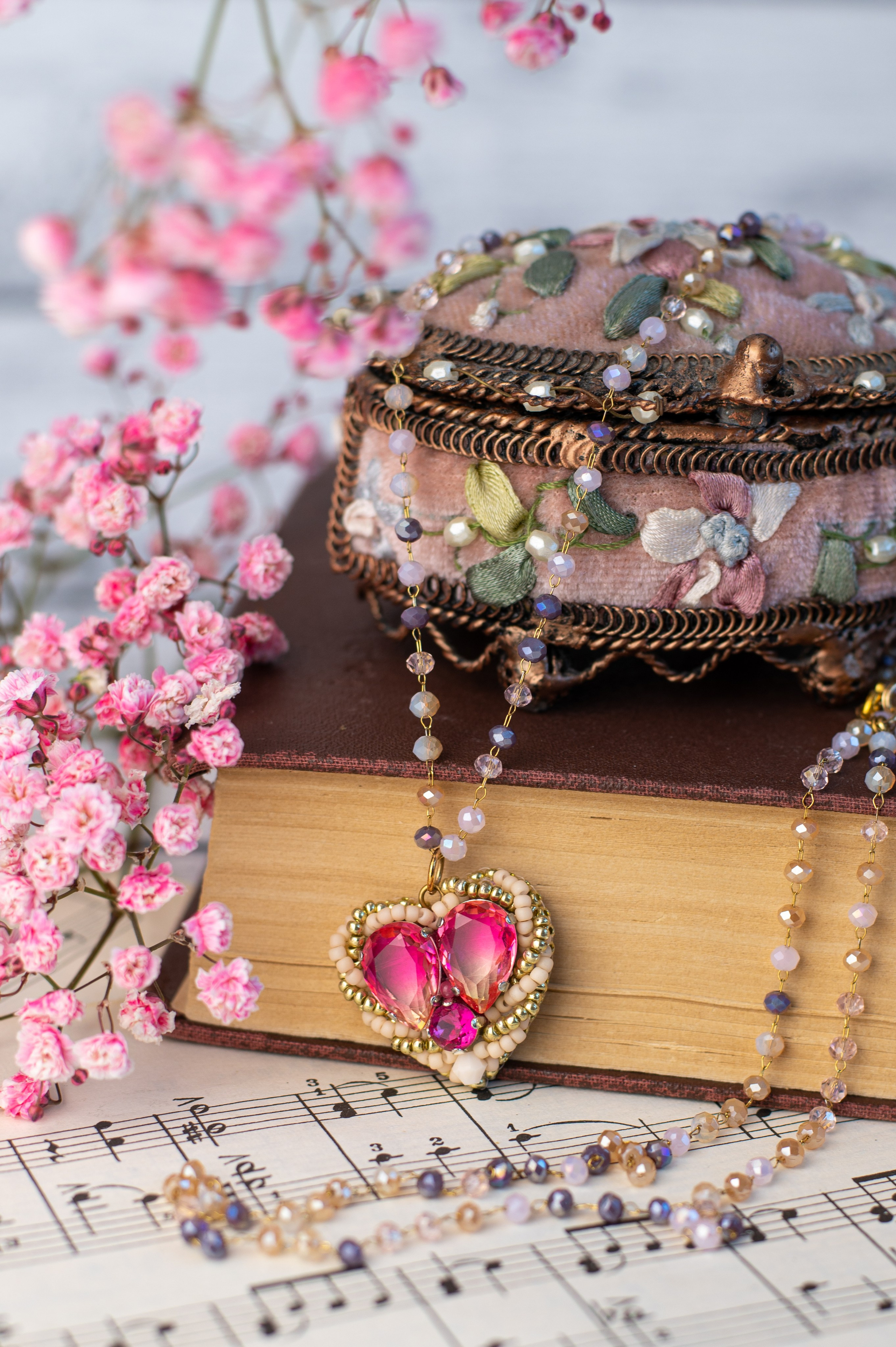 Броши ручной работы Анны Абрамовой. Фотограф Санкт-Петербург | Дарья Першина