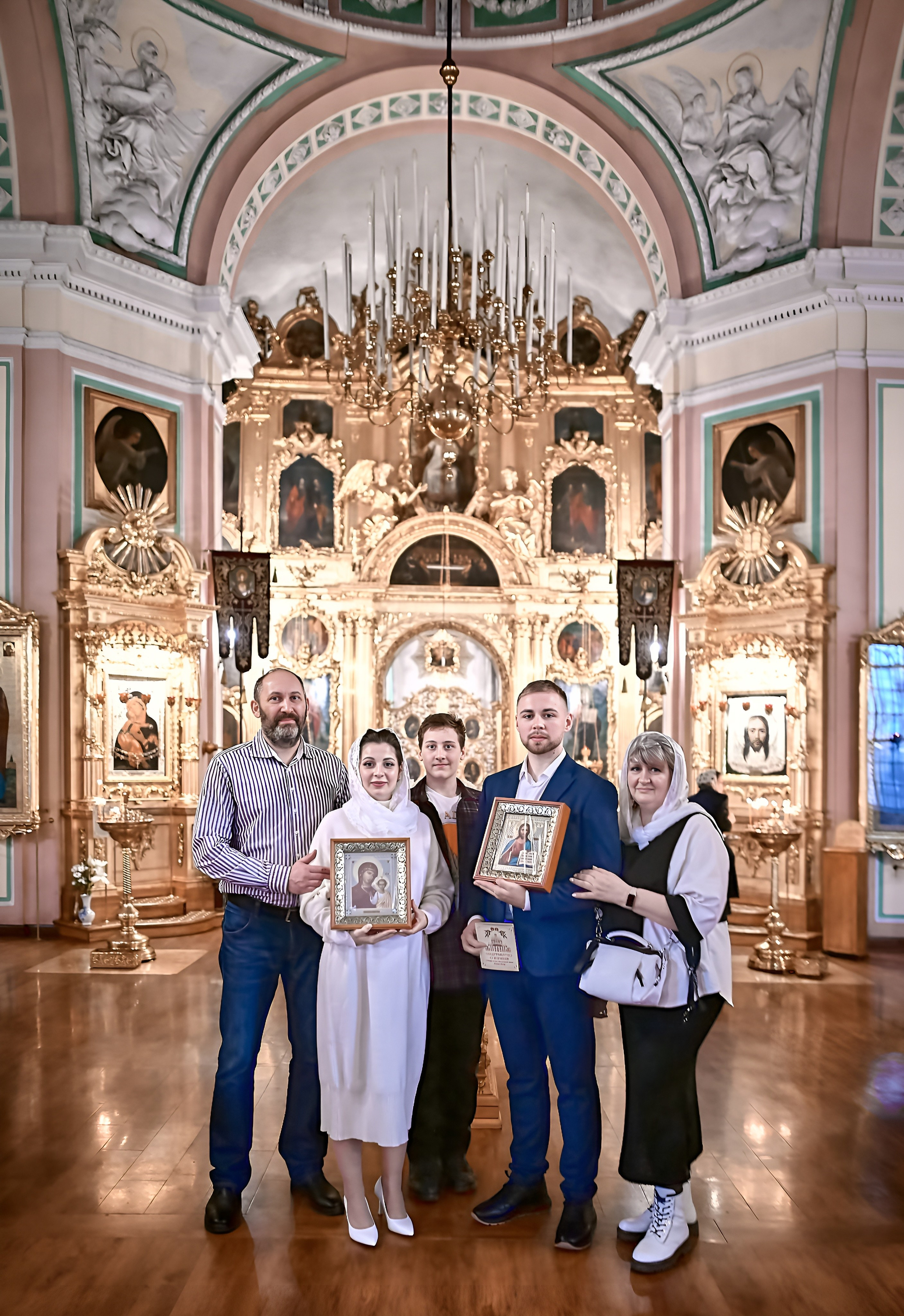 Венчание Артёма и Екатерины | Владимирский собор. Свадебный фотограф в Санкт-Петербурге Славин Денис
