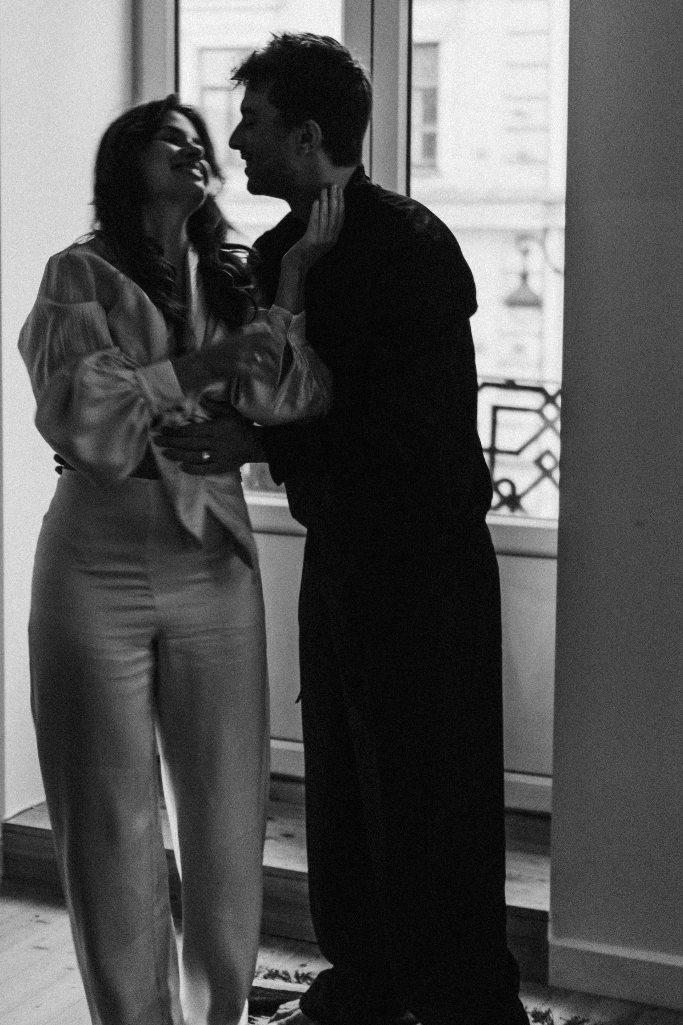 УТРО ЖЕНИХА И НЕВЕСТЫ В ПИТЕРСКОЙ КВАРТИРЕ И СЬЕМКА С СВАДЕБНЫХ ОБРАЗАХ. Профессиональный фотограф, Санкт-Петербург — Виктория Богомолова