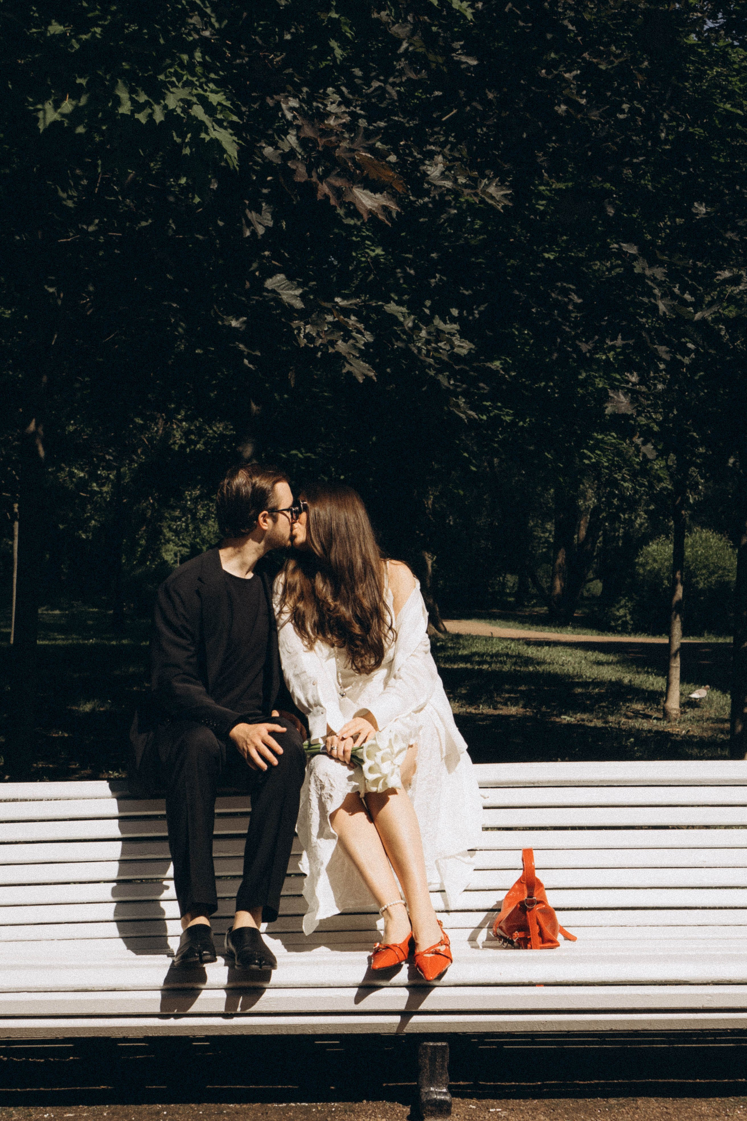 СВАДЕБНАЯ СЬЕМКА В ПАРКЕ ПОБЕДЫ И ПРОГУЛКА ПО МОСКОВСКОМУ ПРОСПЕКТУ. Профессиональный фотограф, Санкт-Петербург — Виктория Богомолова