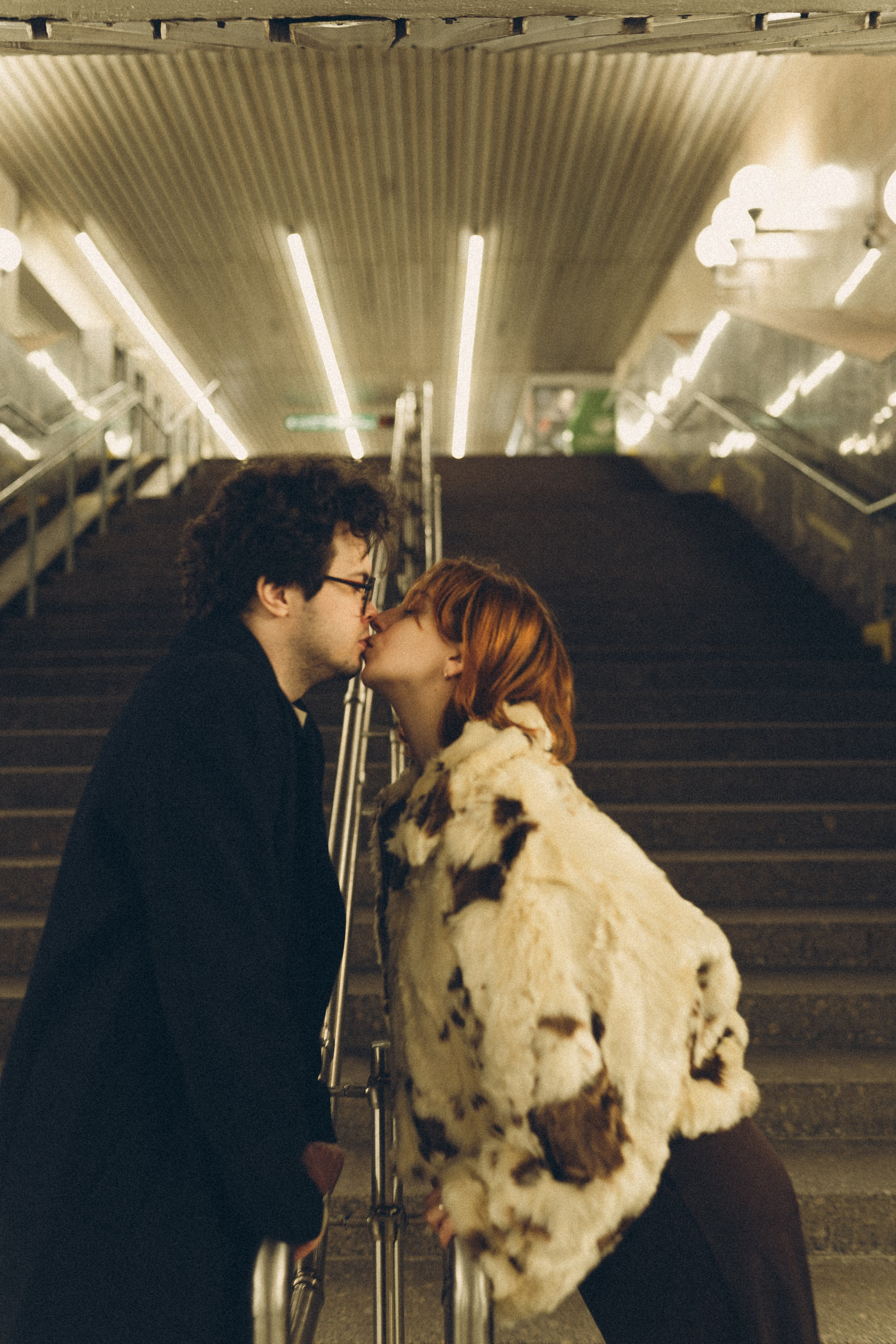 НОВОГОДНЯЯ ФОТОСЕСИИЯ ПАРЫ В МЕТРО ЛЮБОВЬ. Профессиональный фотограф, Санкт-Петербург — Виктория Богомолова