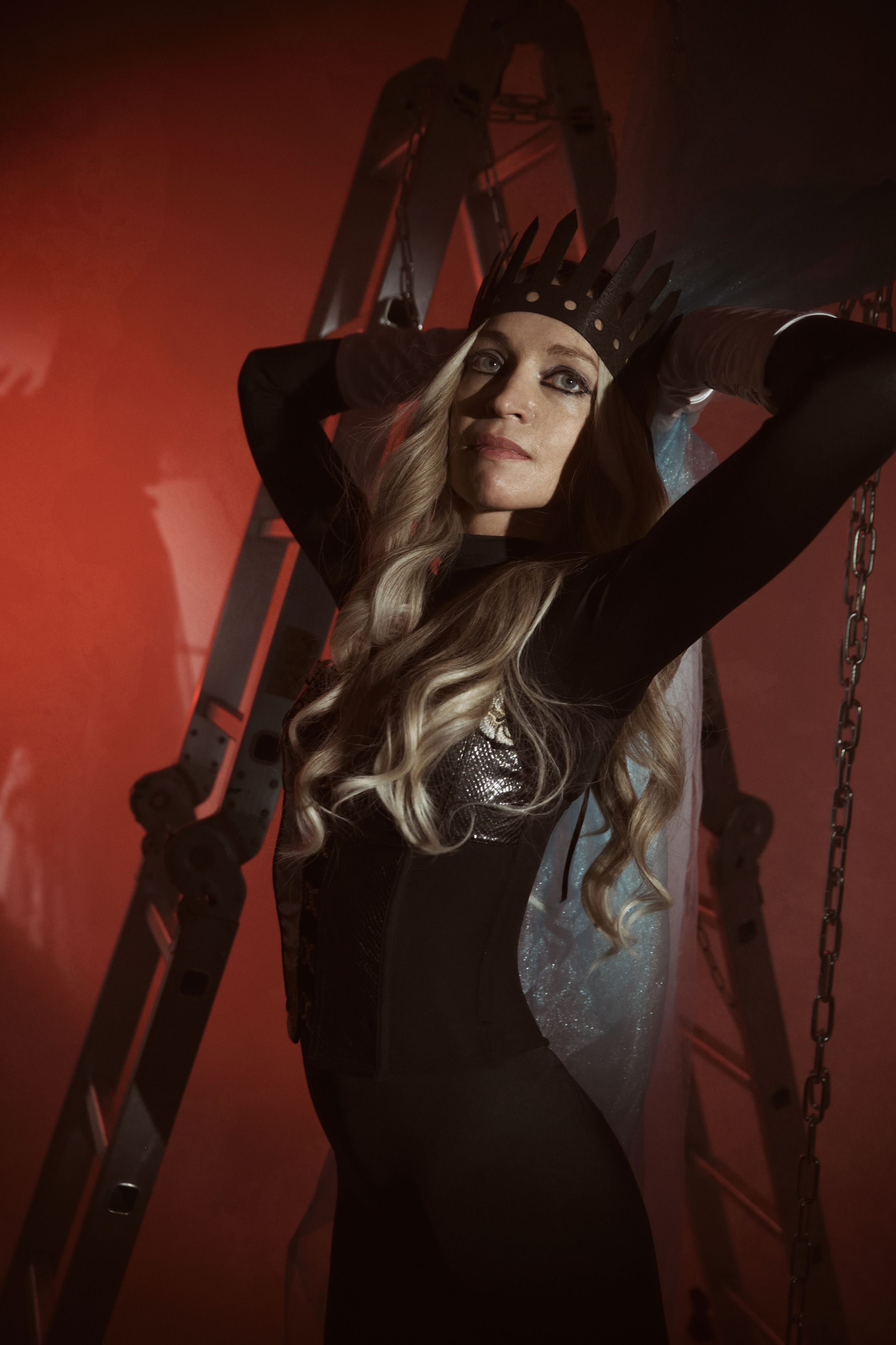 NEO-TSAREVNA. Yulia Yurchevskaya | Art Director & Visual Visionary
