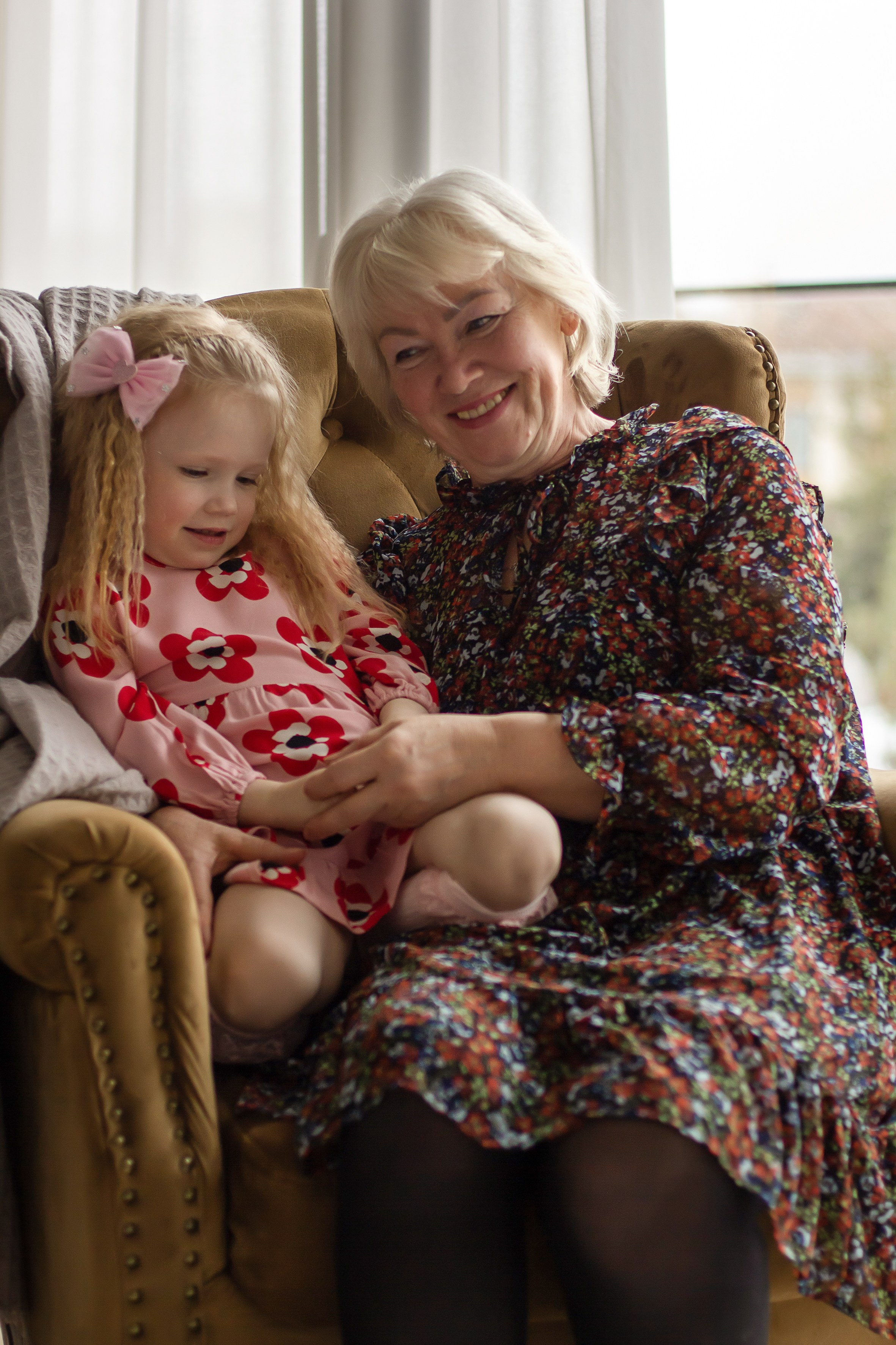 Фотосессия бабушки и внучки. Главная