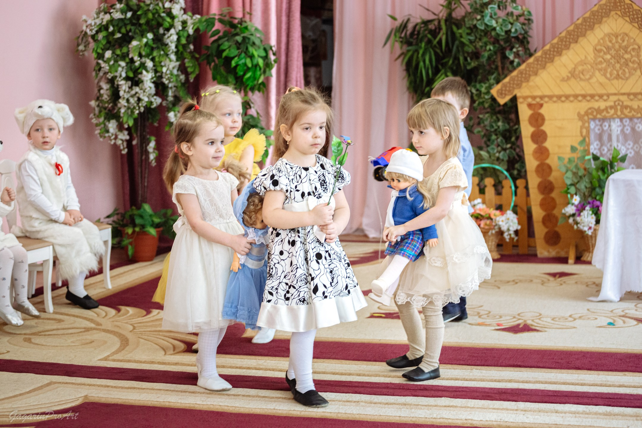 Репортажная съёмка в саду на праздник. GagarinProArt