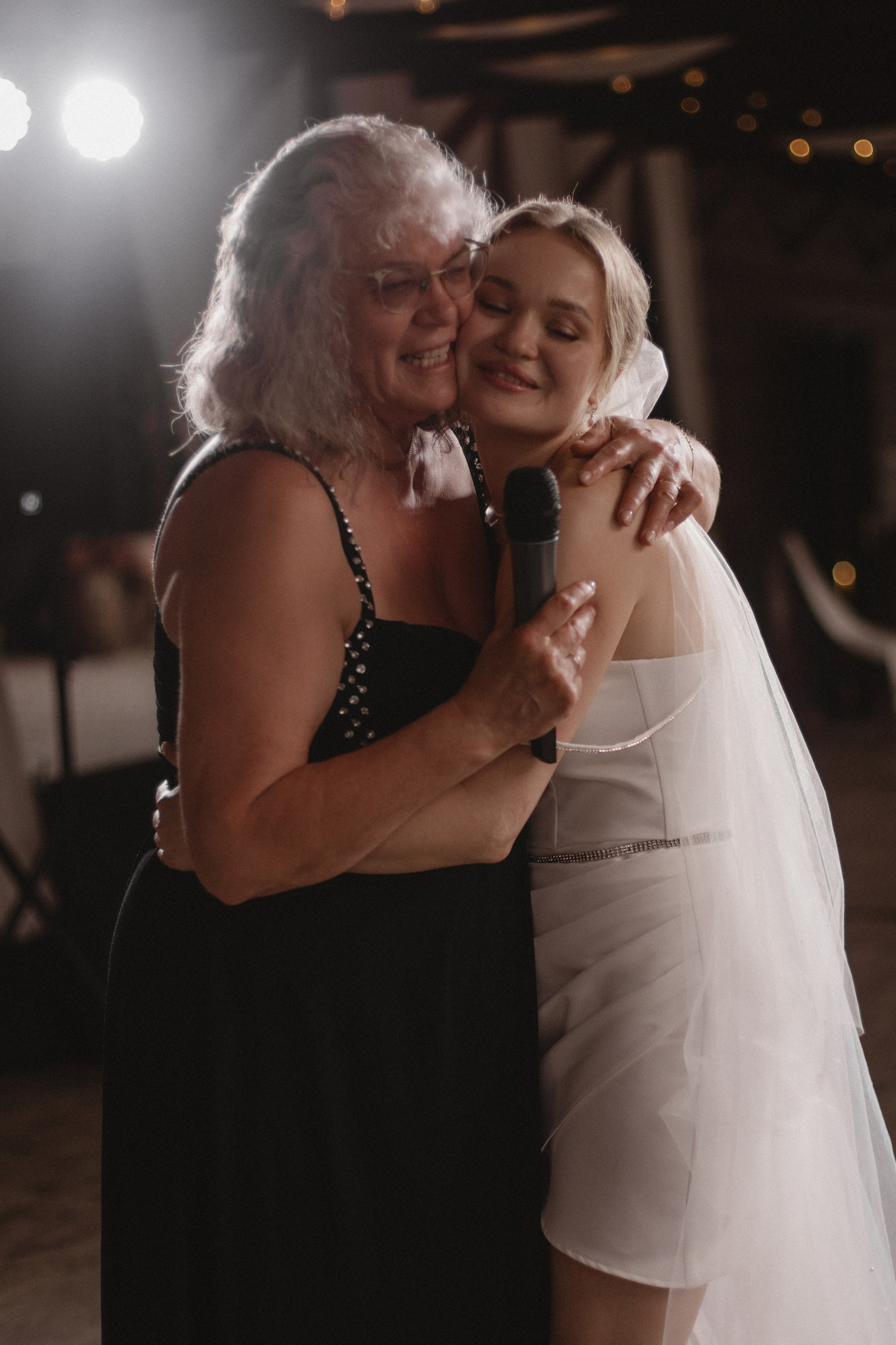 Свадьба в летний день с прогулкой в парке и свадебным ужином в загородной клубе. Свадебный, репортажный и портретный фотограф Сочи, Краснодар. Александра Зайцева