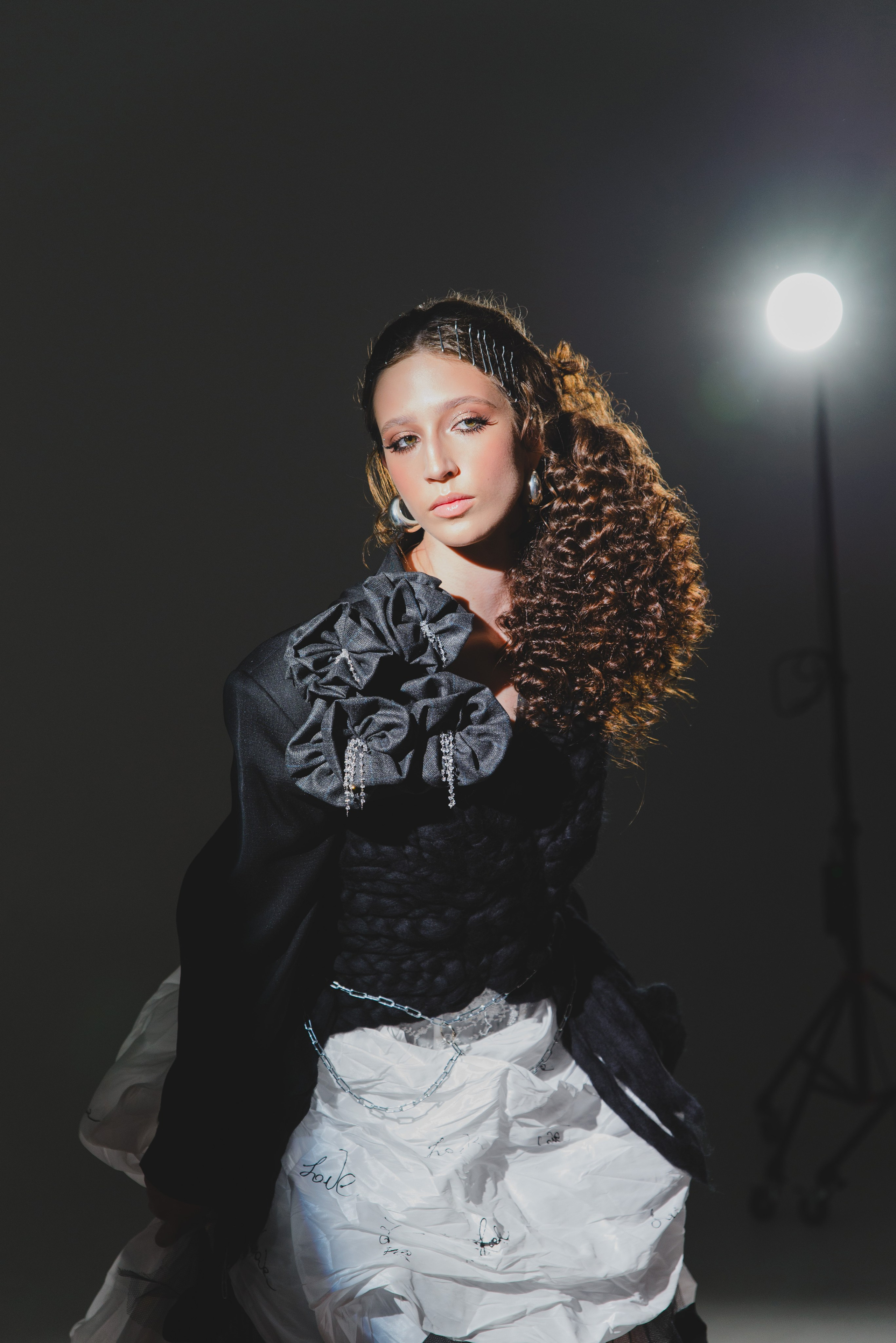 Женские портреты. Айсылу Счастливая — Фотограф | Ретушёр | Нейрокреатор