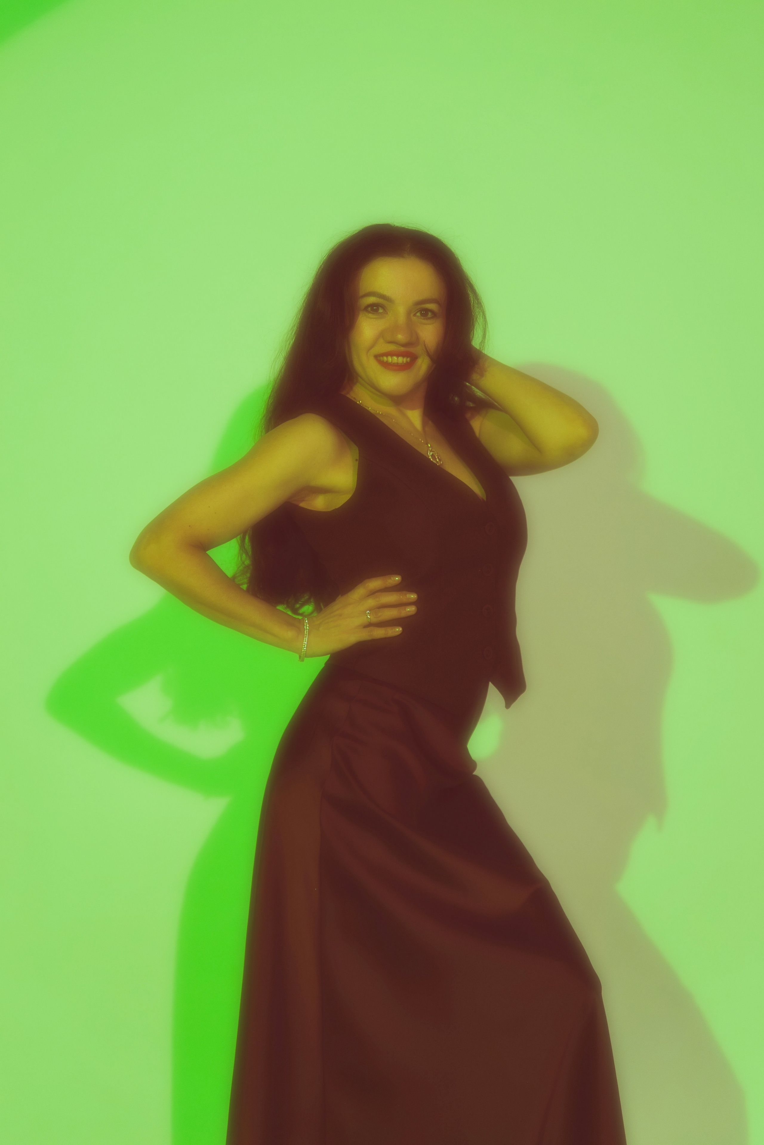 Женские портреты. Айсылу Счастливая — Фотограф | Ретушёр | Нейрокреатор