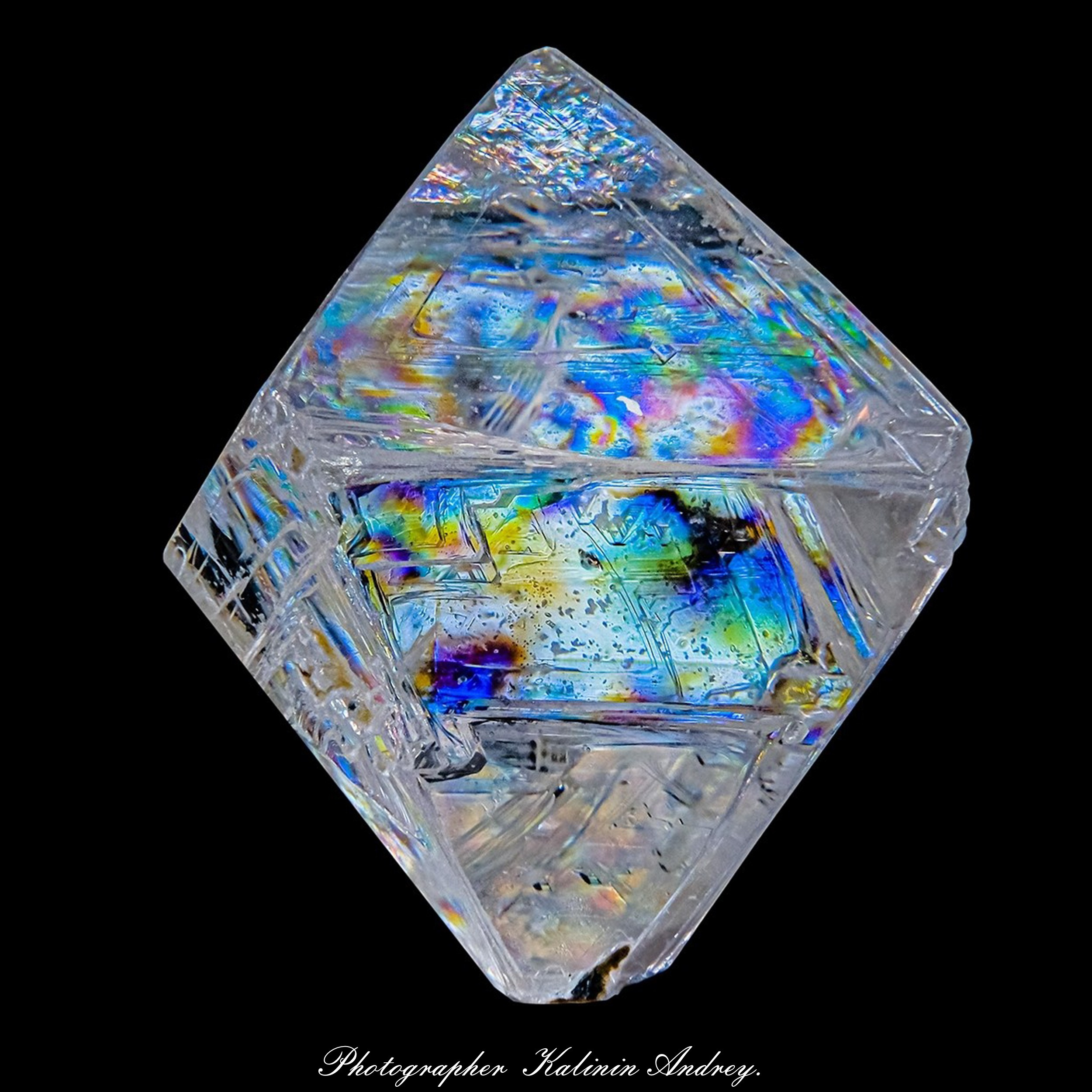 Профессиональная уникальная рекламная фотосъёмка драгоценных в Москве  тел +7 966-003-13-07. Высококачественная профессиональная рекламная фотосъёмка ювелирных украшений, драгоценных камней в Москве. Обучение, консультация