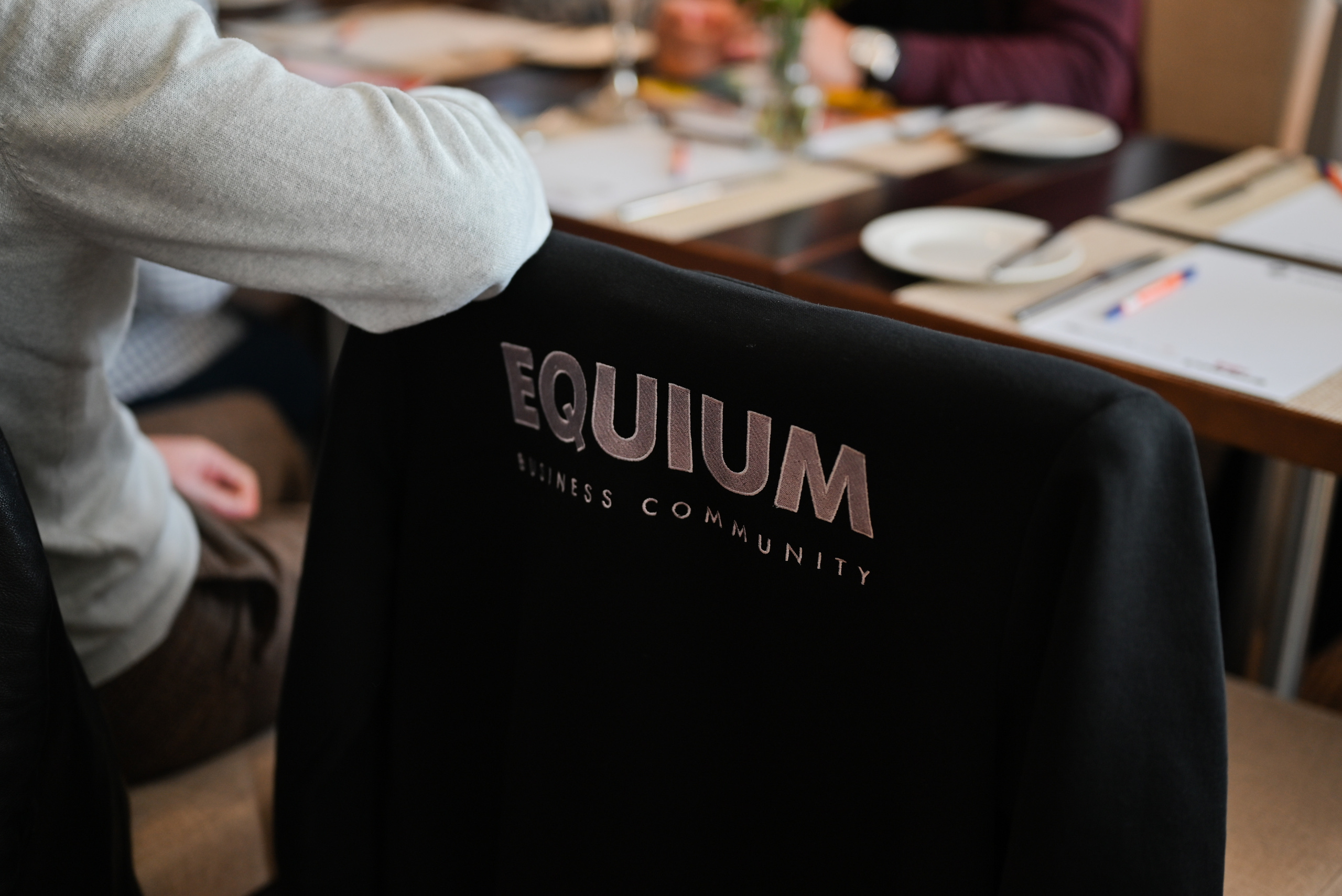 Бизнес-встреча ЭКВИУМ. Свадебный и семейный фотограф в Уфе Александров Максим