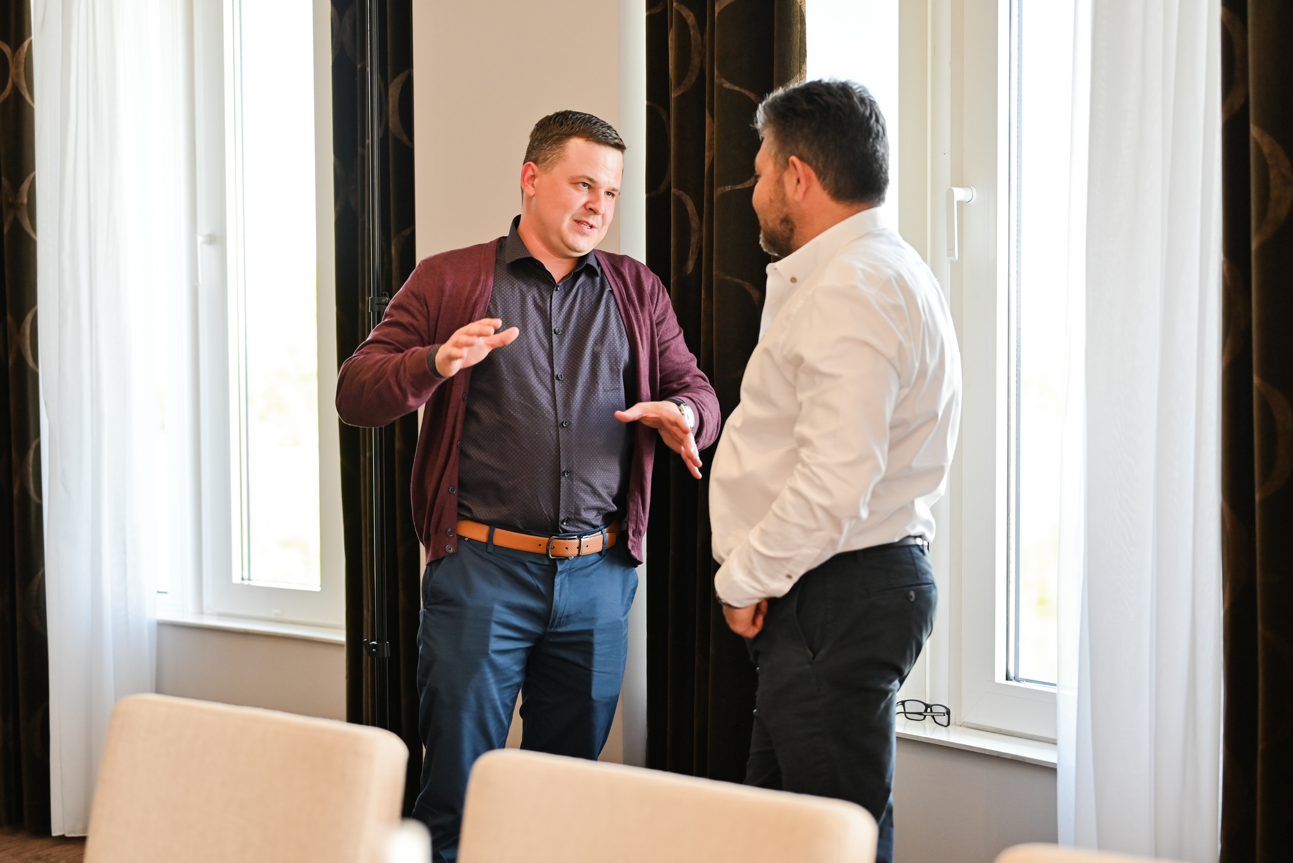 Бизнес-встреча ЭКВИУМ. Свадебный и семейный фотограф в Уфе Александров Максим