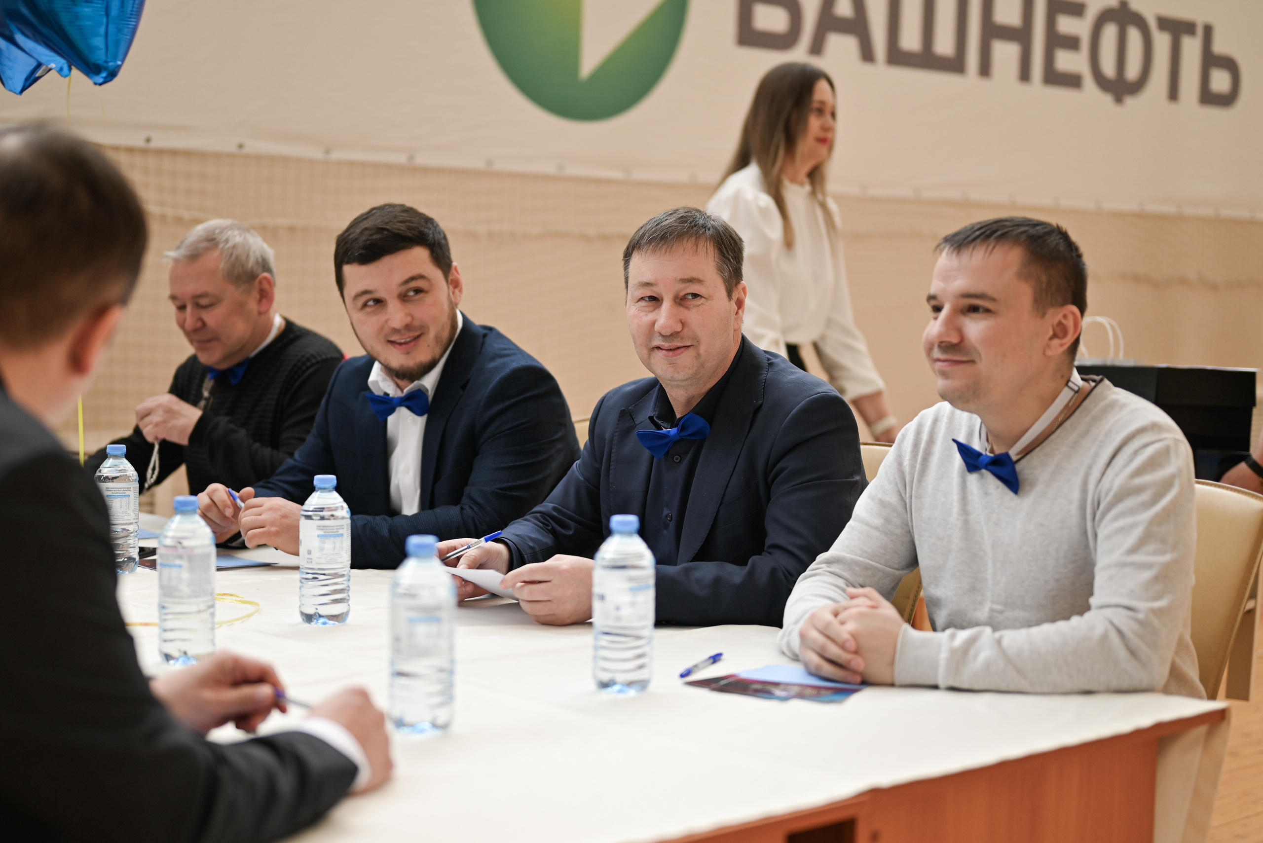 БАШНЕФТЬ Поздравления мужчин с 23 февраля!. Свадебный и семейный фотограф в Уфе Александров Максим