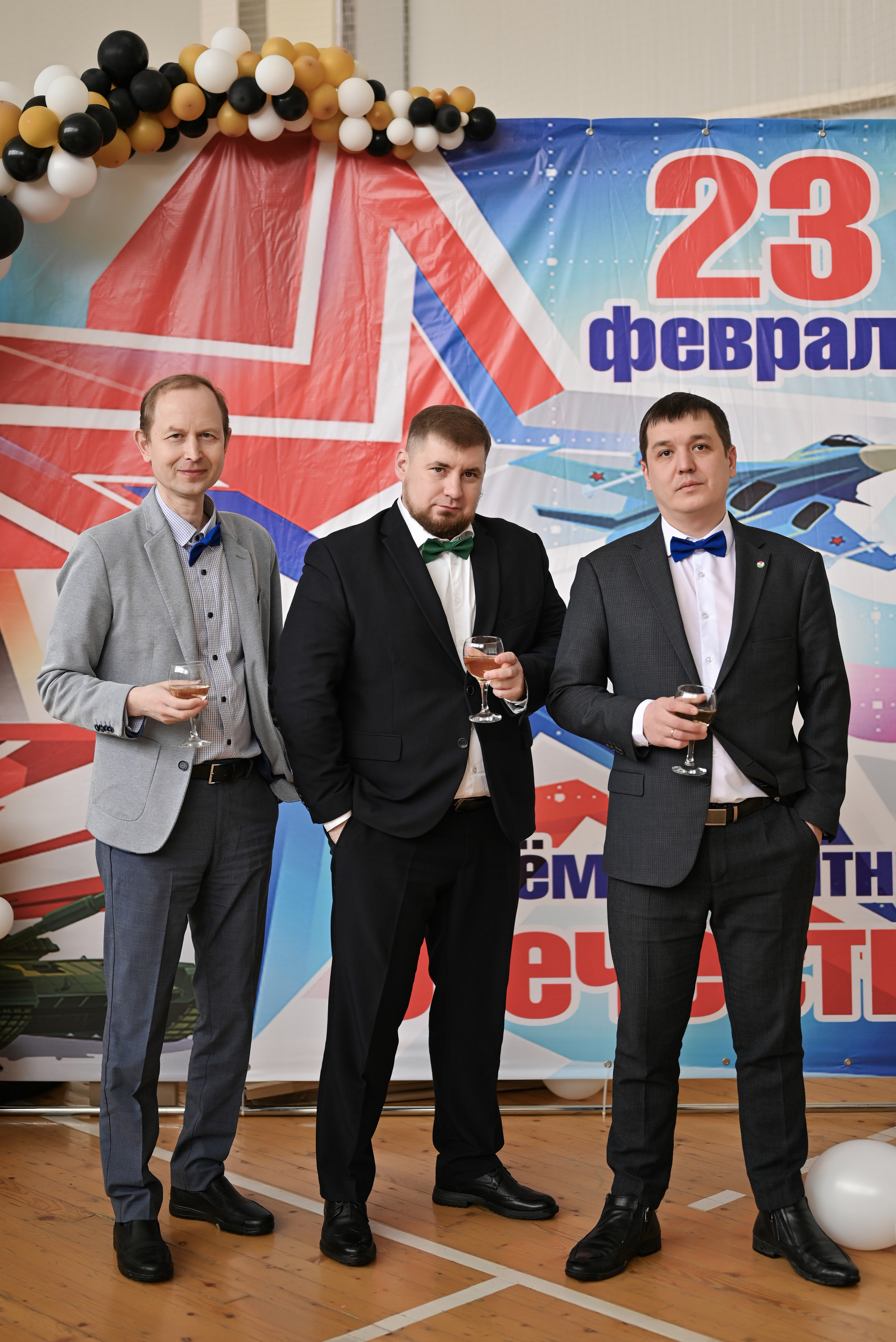 БАШНЕФТЬ Поздравления мужчин с 23 февраля!. Свадебный и семейный фотограф в Уфе Александров Максим