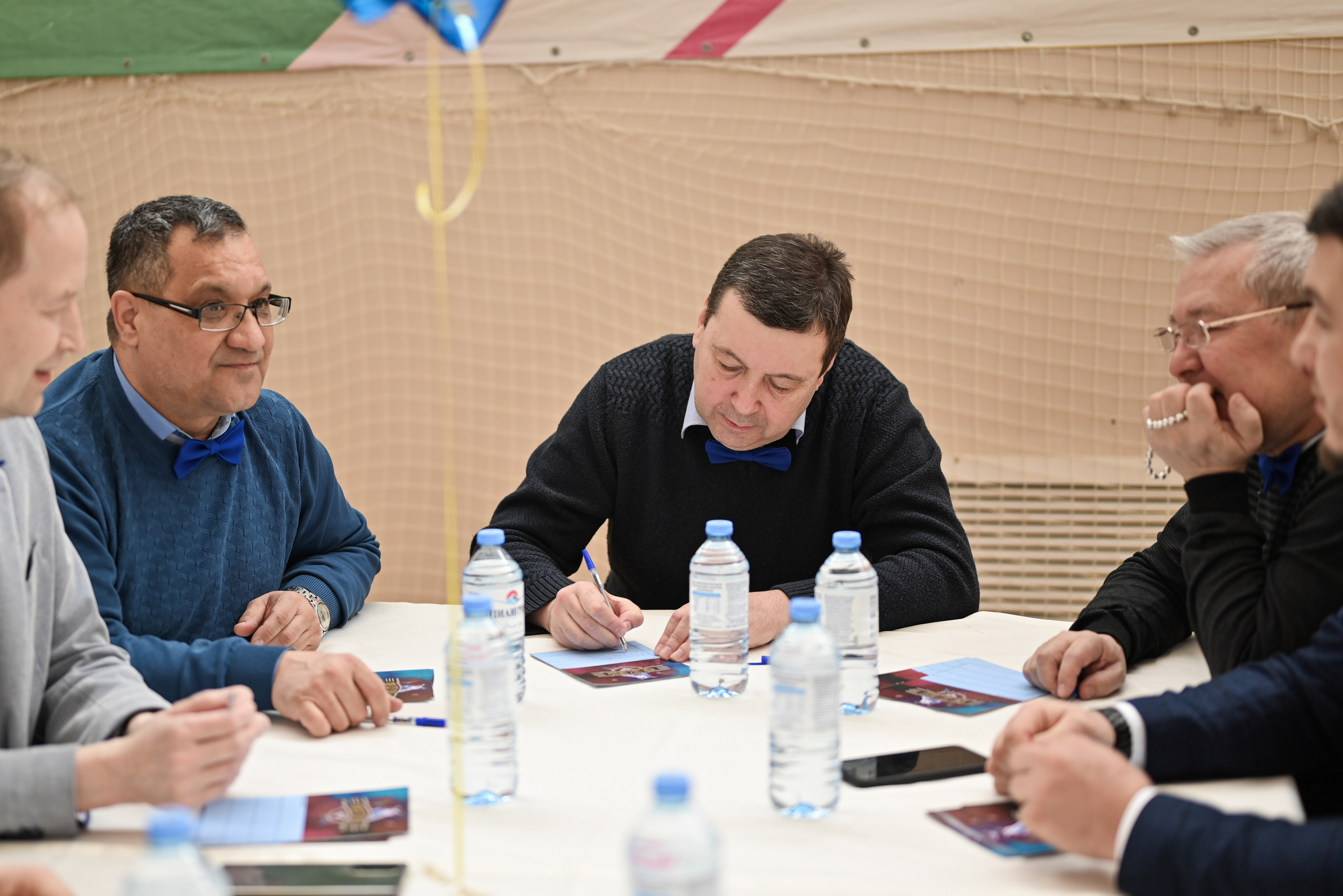 БАШНЕФТЬ Поздравления мужчин с 23 февраля!. Свадебный и семейный фотограф в Уфе Александров Максим