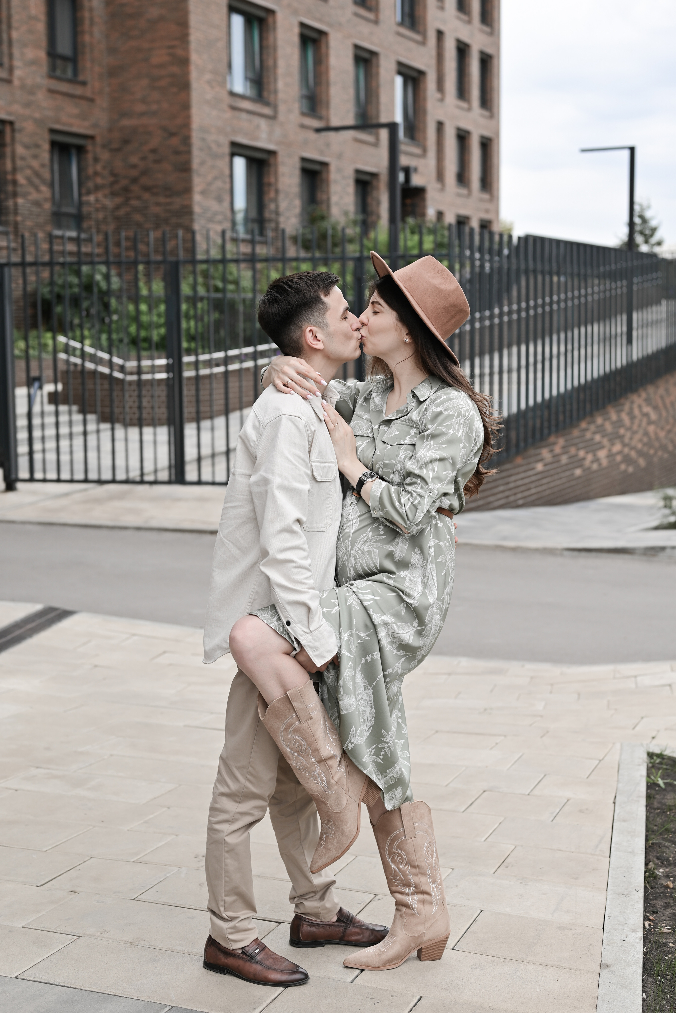 Веселая прогулка. Съемка в «Ожидании чуда». Свадебный и семейный фотограф в Уфе Александров Максим