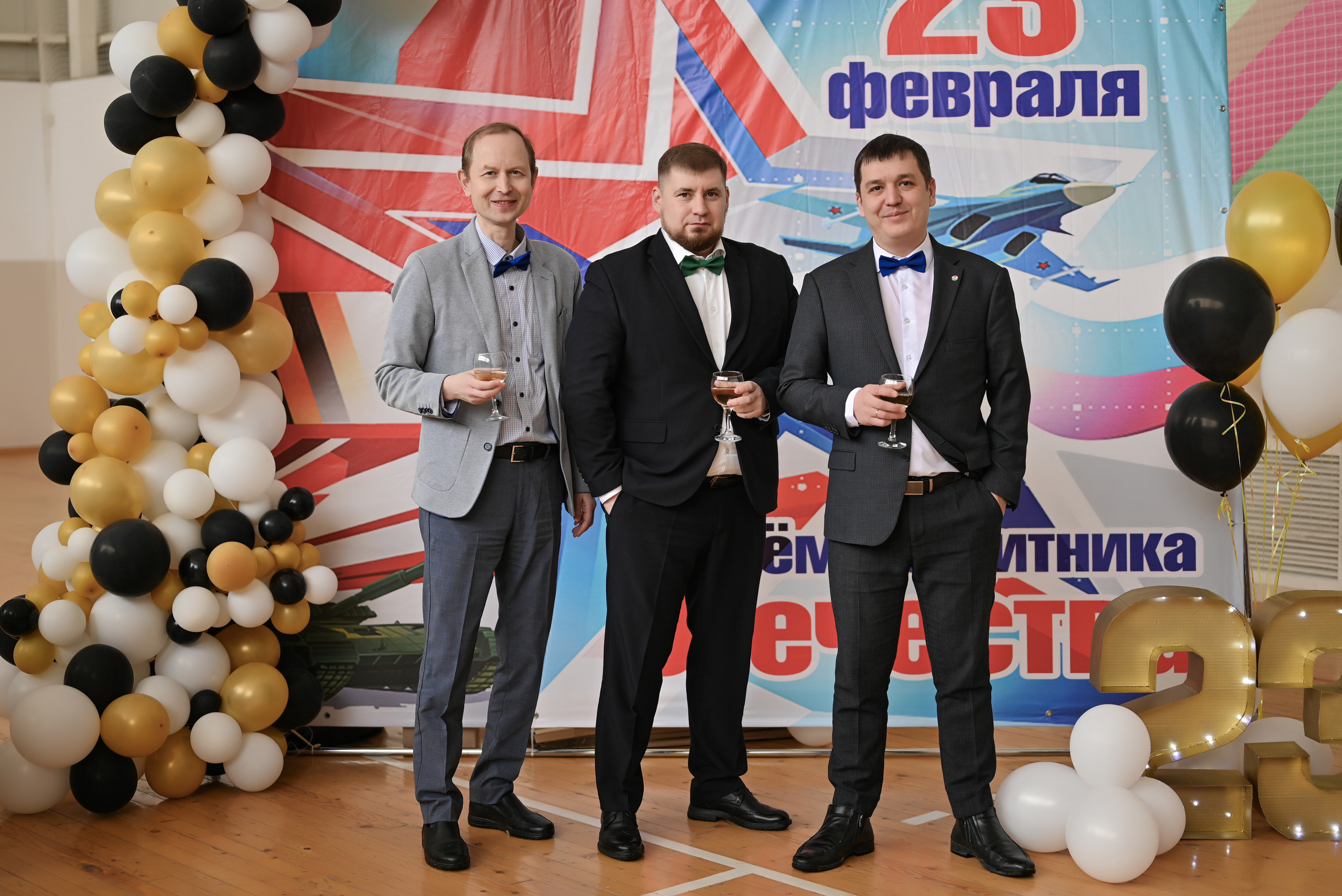 БАШНЕФТЬ Поздравления мужчин с 23 февраля!. Свадебный и семейный фотограф в Уфе Александров Максим