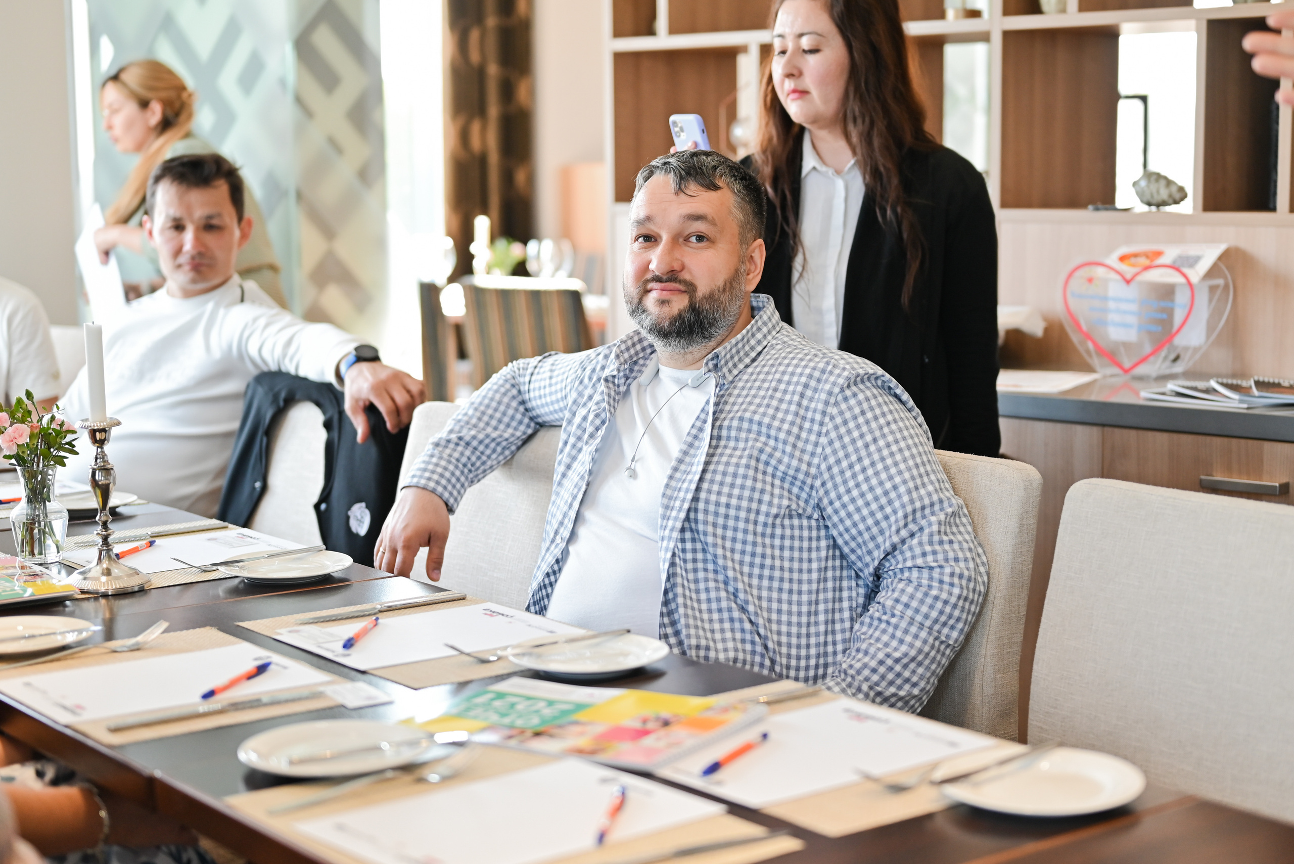 Бизнес-встреча ЭКВИУМ. Свадебный и семейный фотограф в Уфе Александров Максим