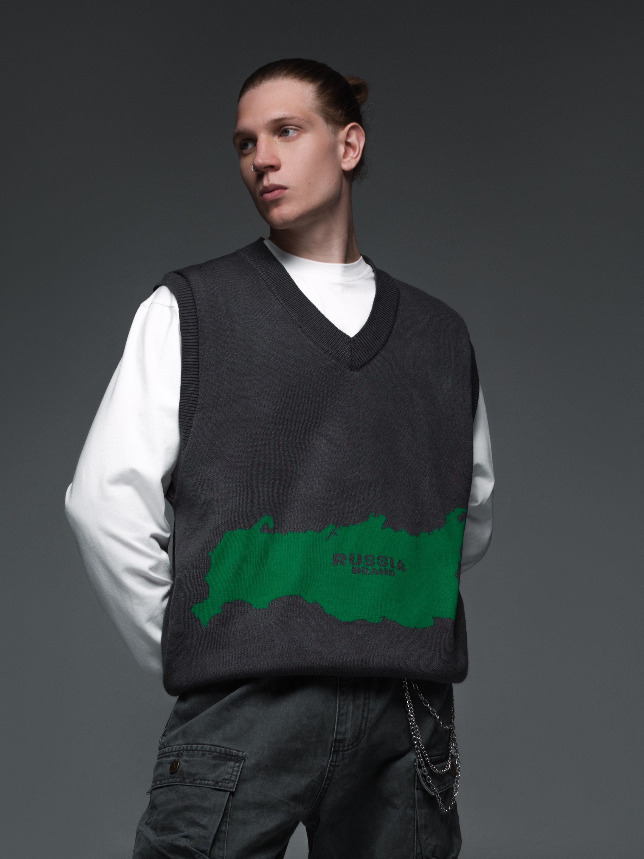 КАТАЛОГ | серый фон. RUNA production — стильные съемки для брендов