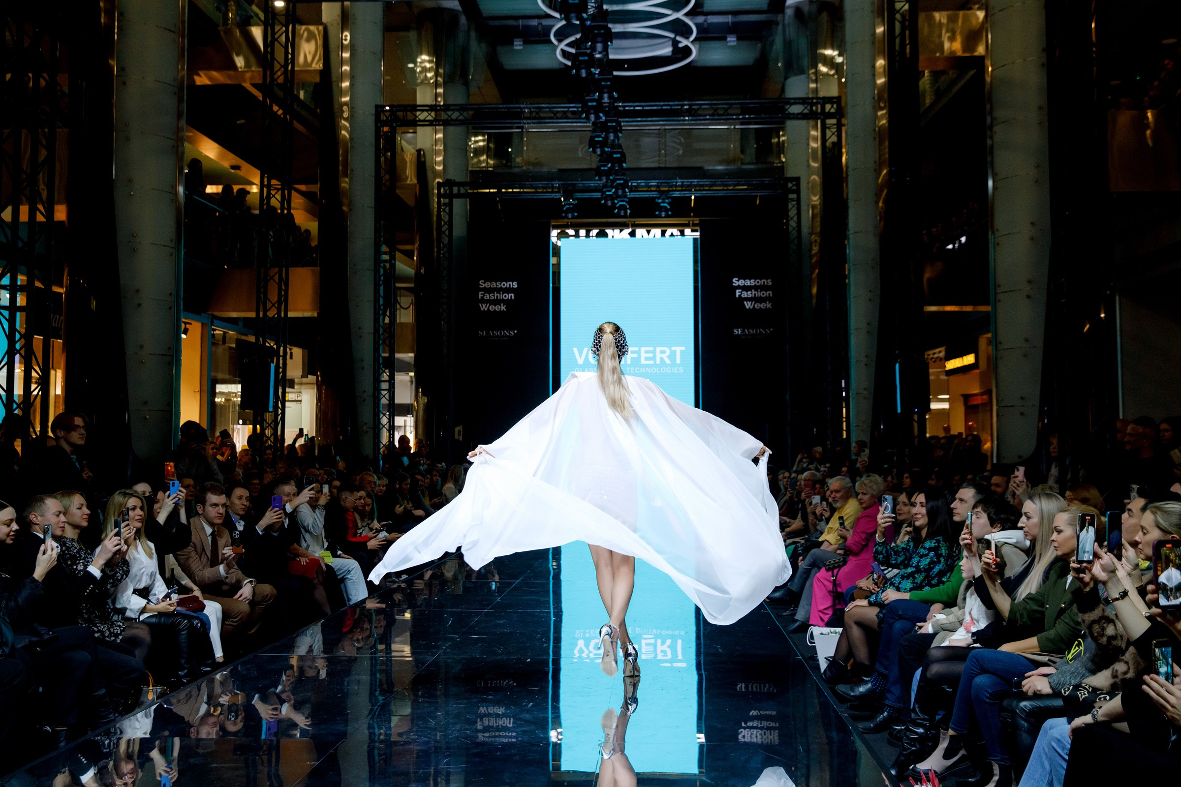 SFW. Любовь Чуляева — свадебный фотограф в Москве и Европе