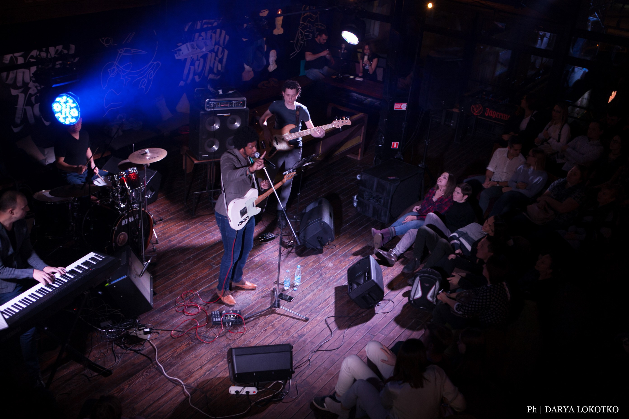 Концерт Quentin Moore. Фотограф Дарья Локотко в Красноярске