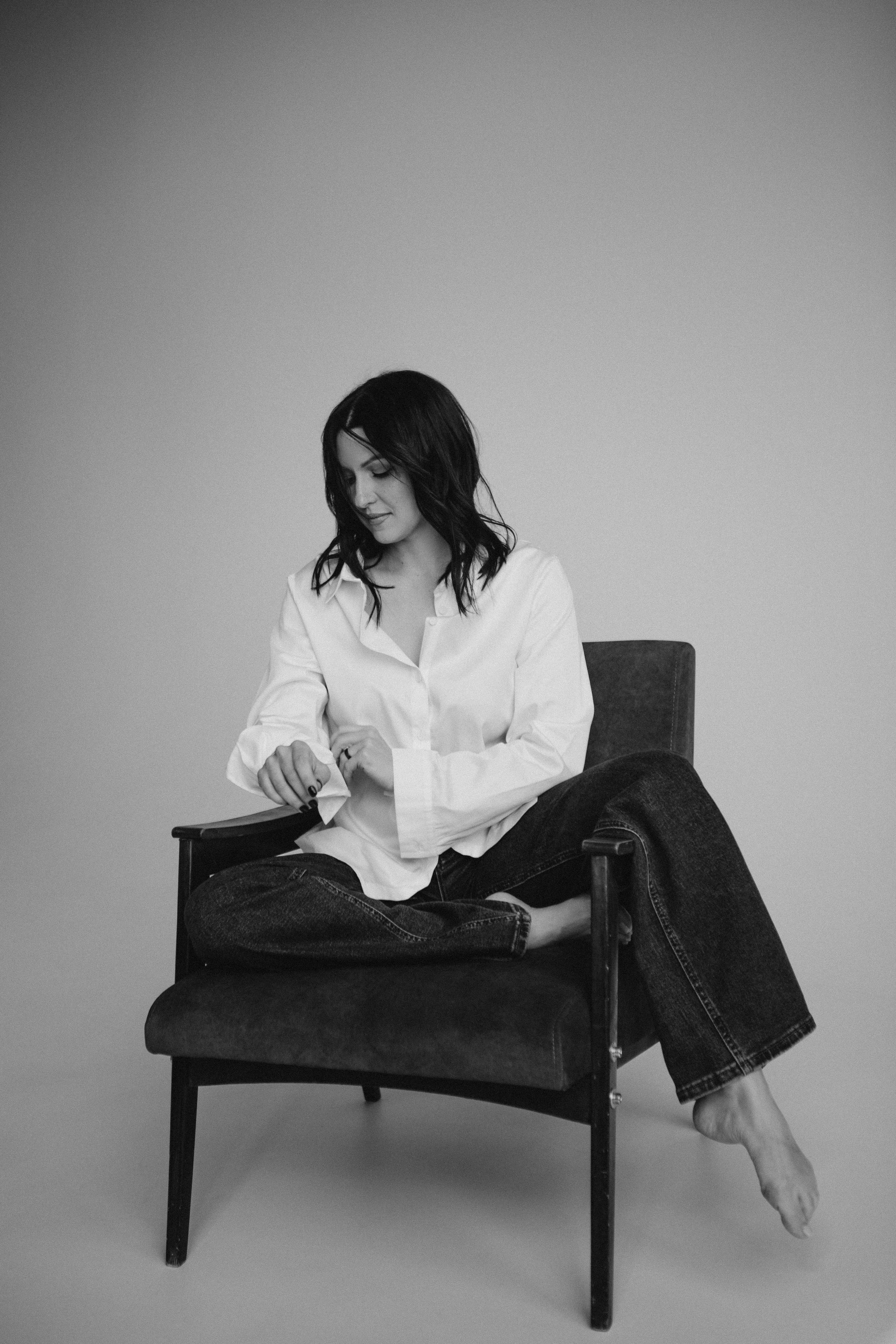 Анна ч/б. Главная