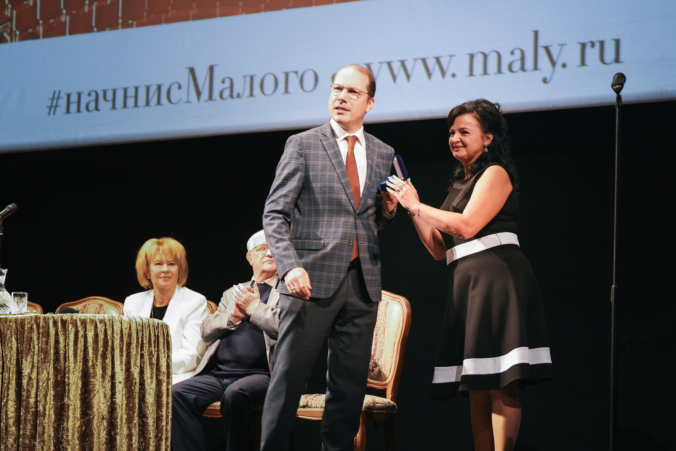 Сбор труппы Малого театра 2025. Reportage, architectural, fine art photographer Lena Melnikova in Moscow