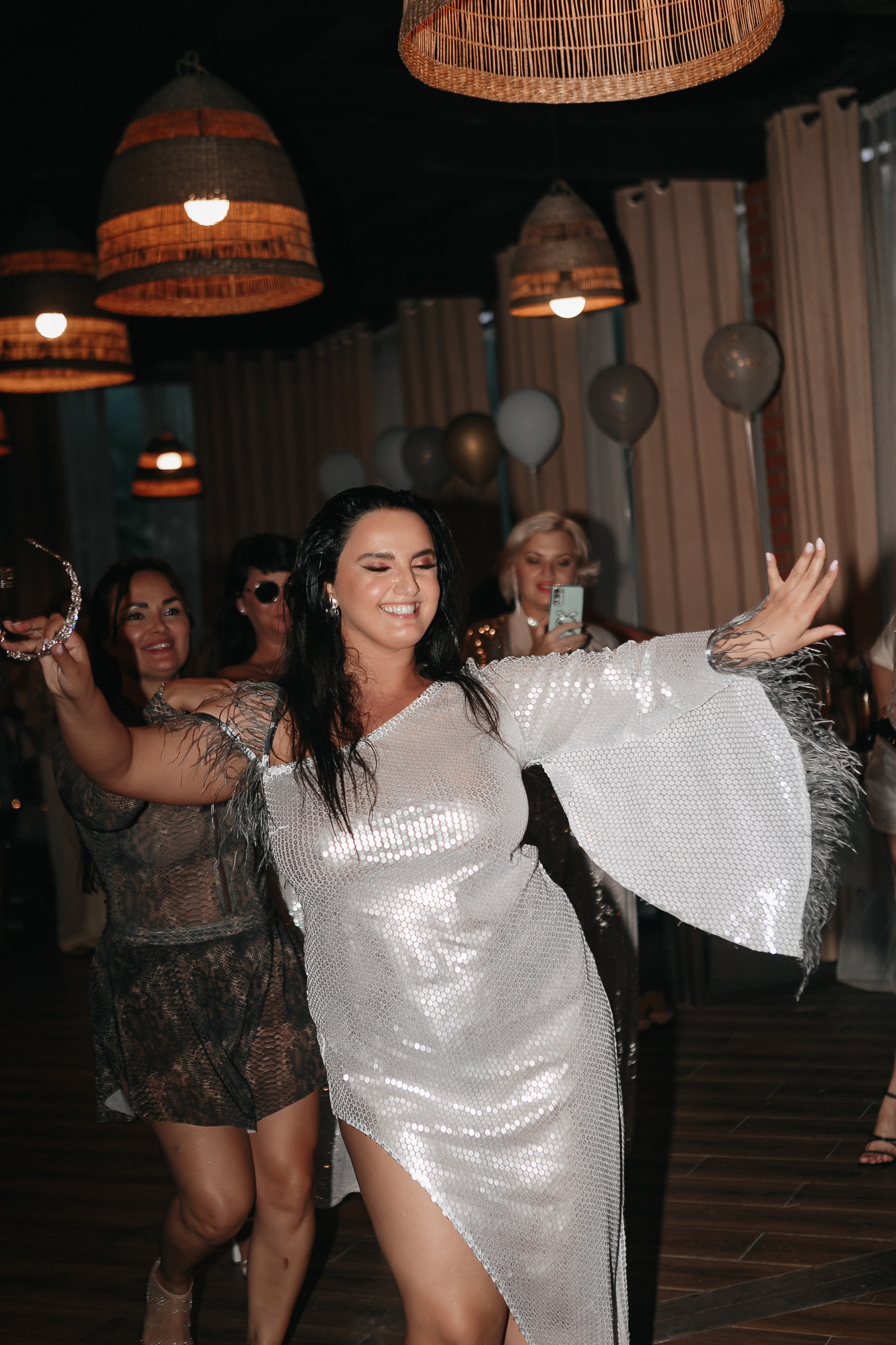 Репортаж с вечеринки в яхт клубе. Главная