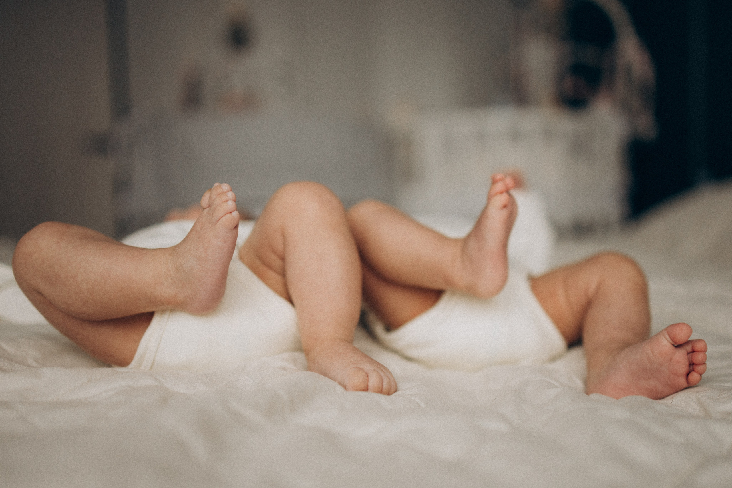 Семейная фотосессия с новорожденным, фотосессия новорожденного, ньюборн, фотосессия ньюборн, ньюборн лайфстайл, фотосессия новорожденного дома, фотограф новорожденных