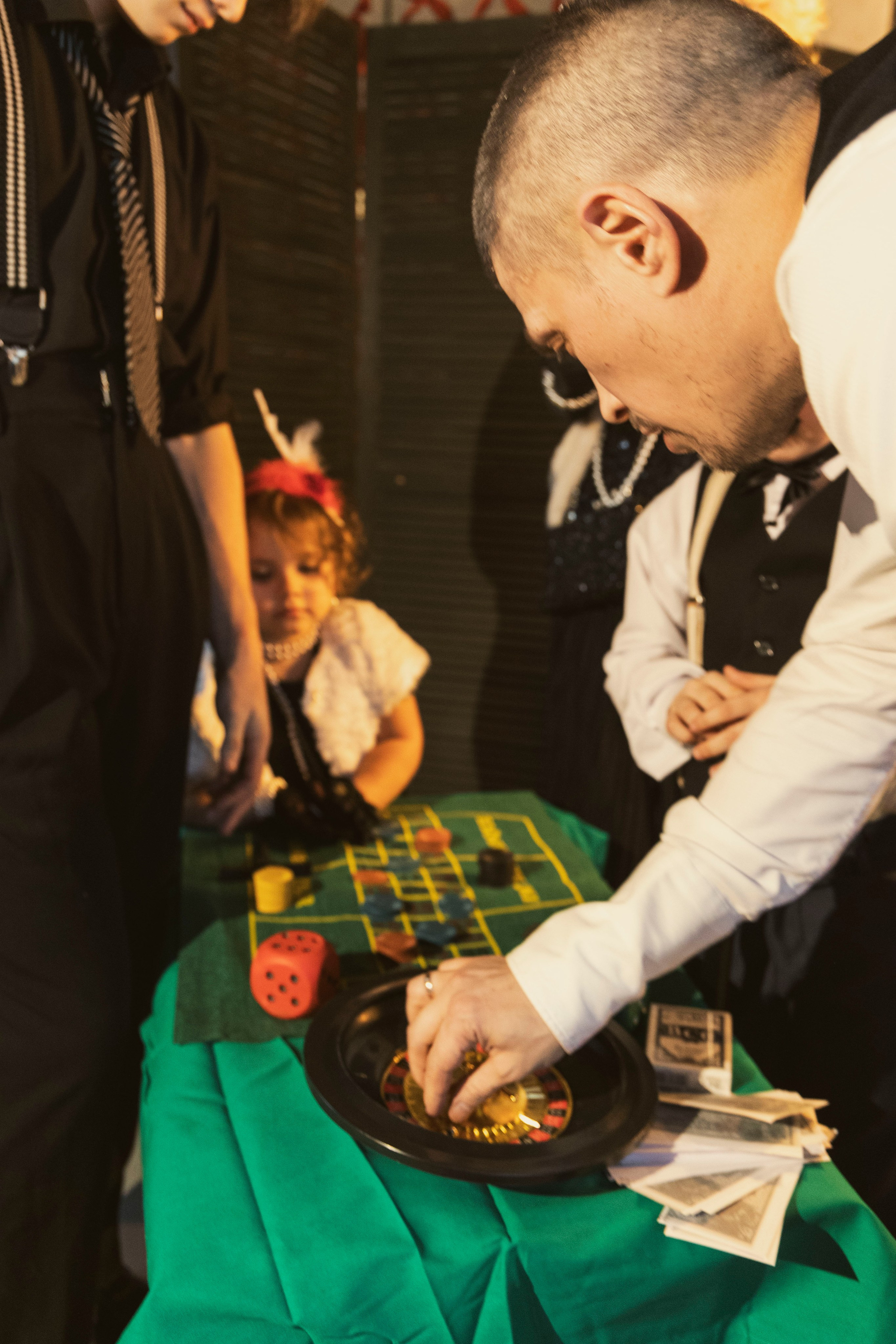 Семья Волковых. Фотограф для маркетплейсов, фотоуслуги в Жуковском Татьяна Марсуверских