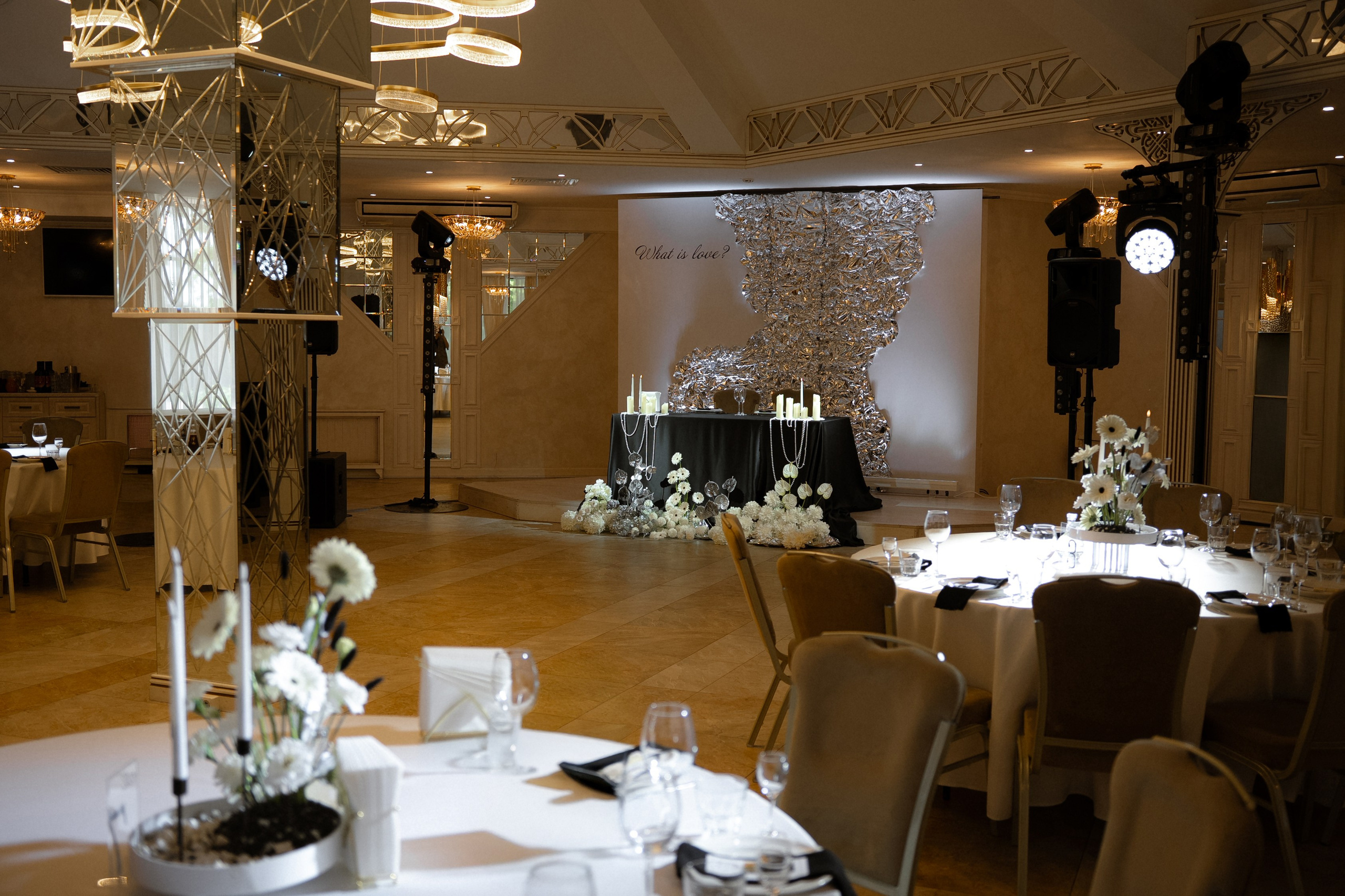 Яна+Нариман Анонс. Семейный и портретный фотограф в Саратове Сахарова Маша