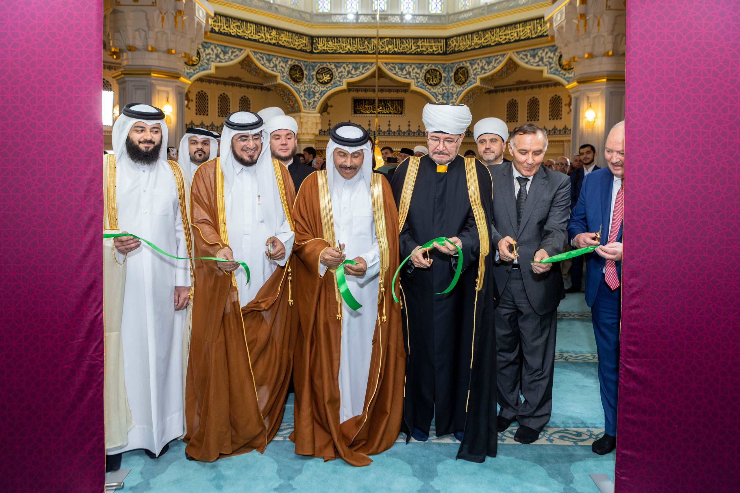 Открытие выставки Мир Корана. Рекламный, предметный, репортажный, семейный фотограф и художник в Москве