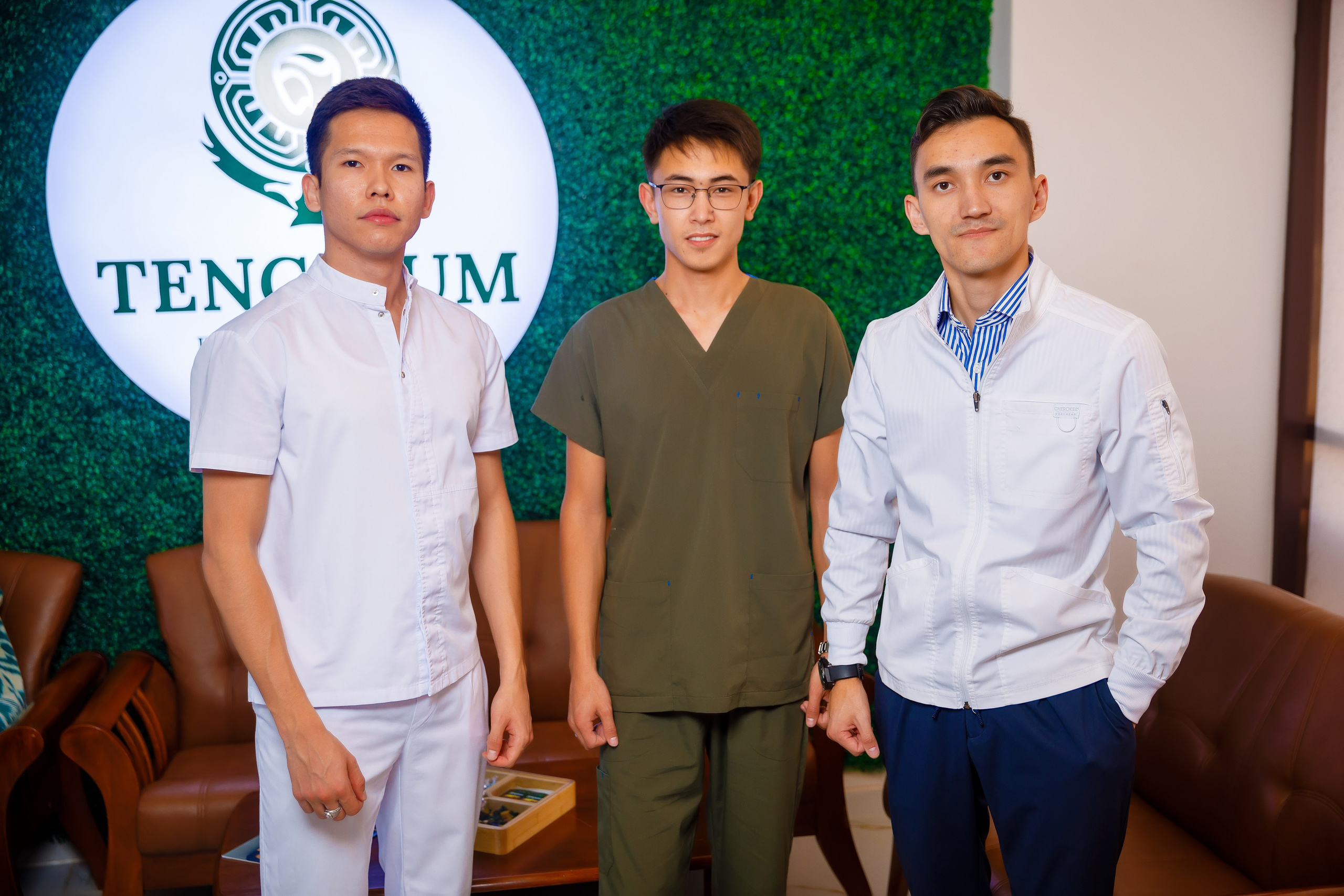 Стамотология. Семейный и Свадебный фотограф в Астане Александр Астапов